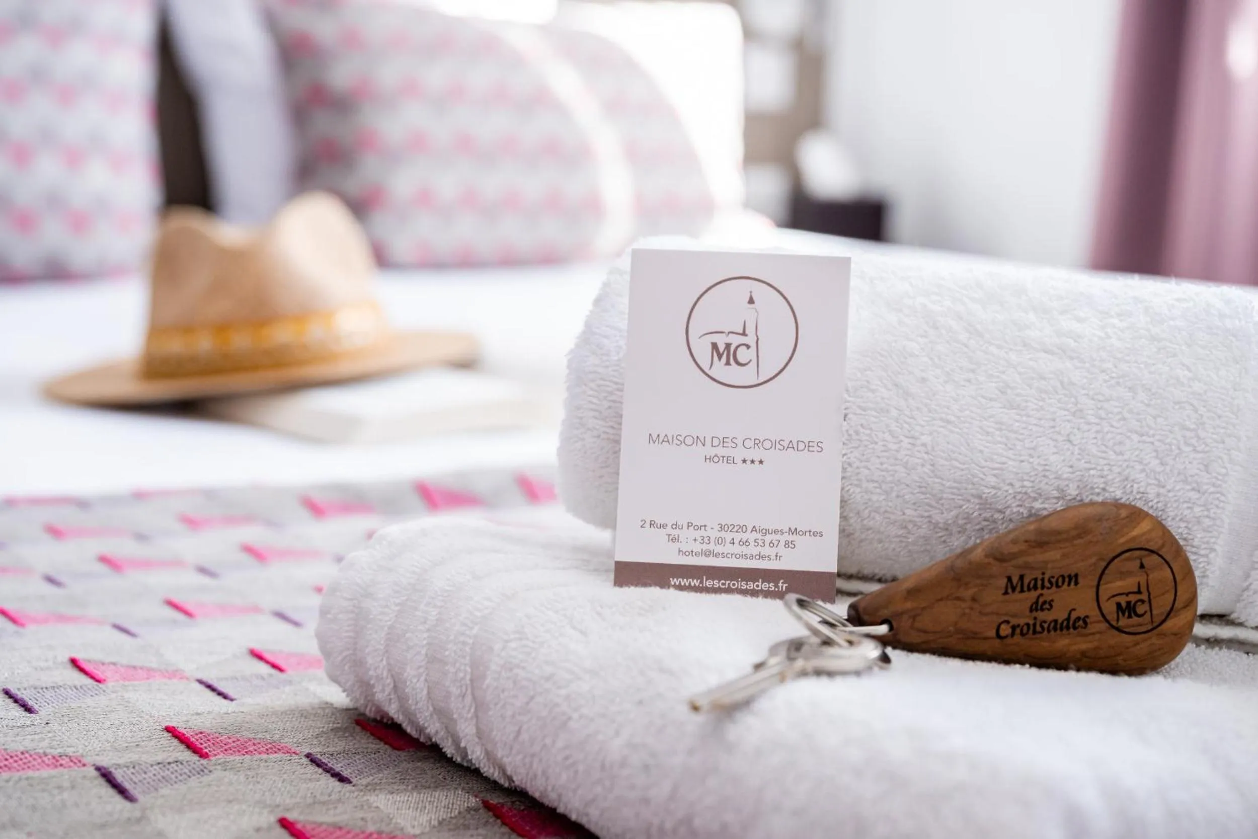 Bed in Hôtel La Maison des Croisades - Au pied des Remparts