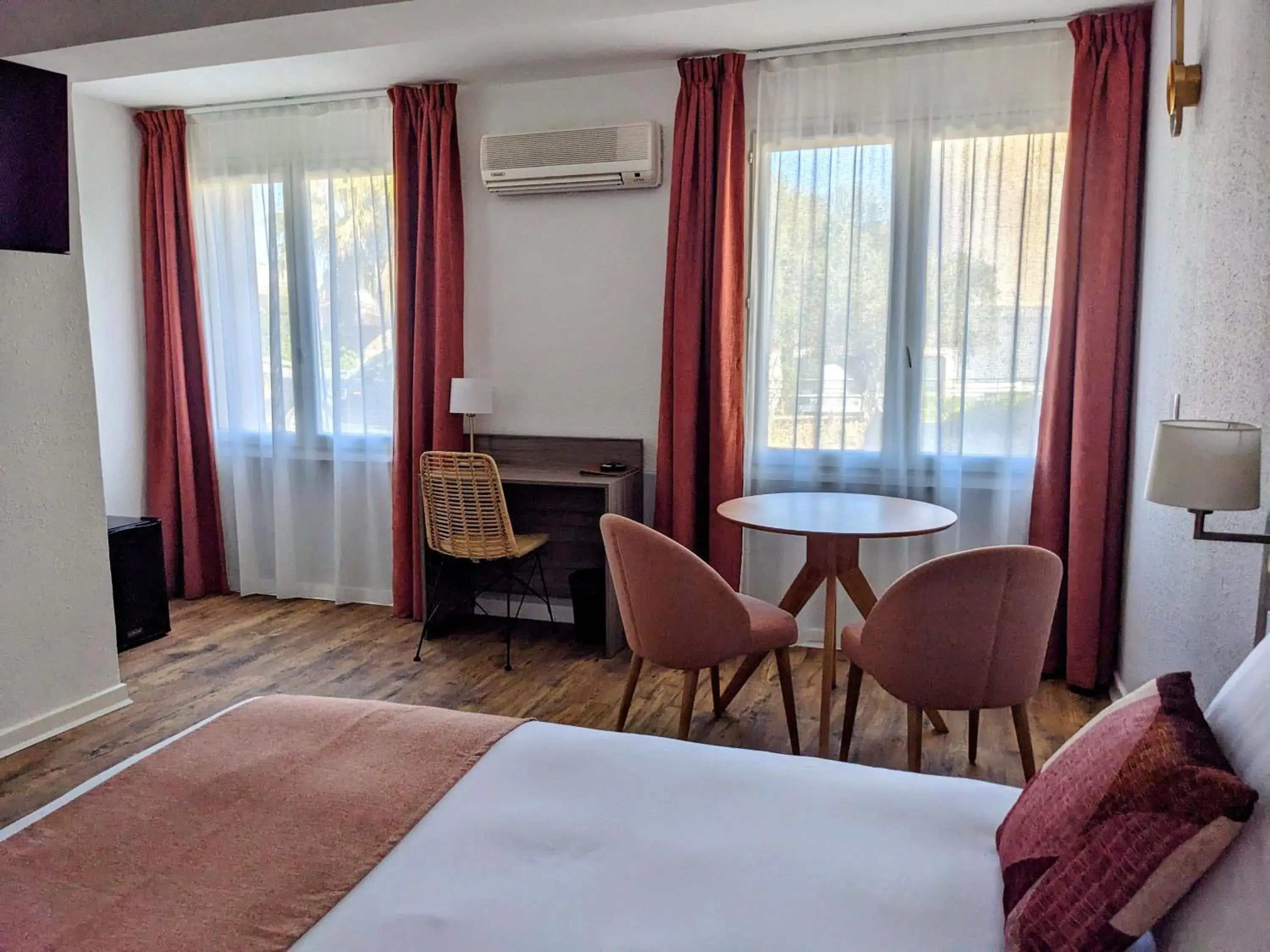 Suite - Vue sur Remparts in Maison des Croisades Suite - Vue sur Remparts in Maison des Croisades