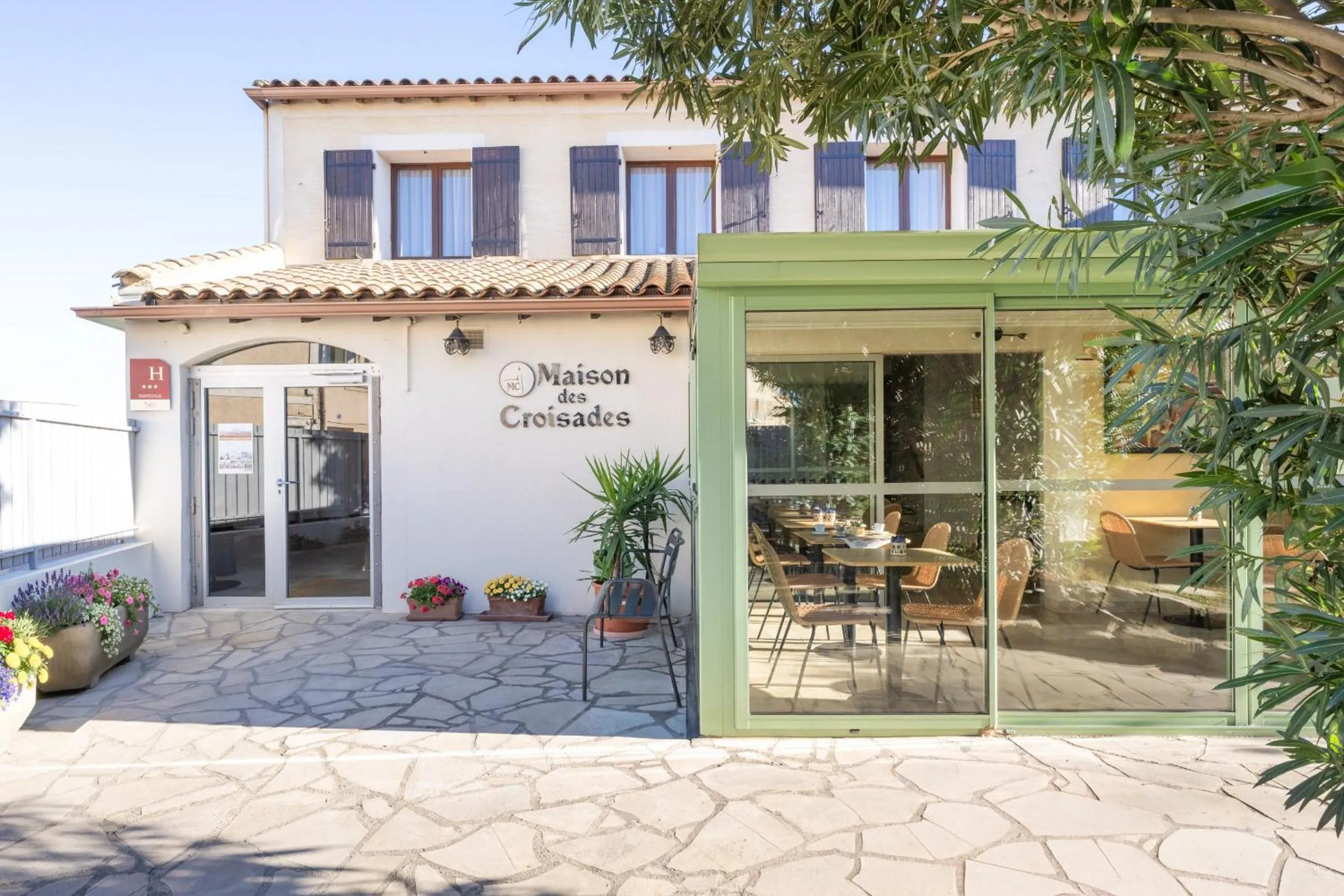 Property building in Hôtel La Maison des Croisades - Au pied des Remparts