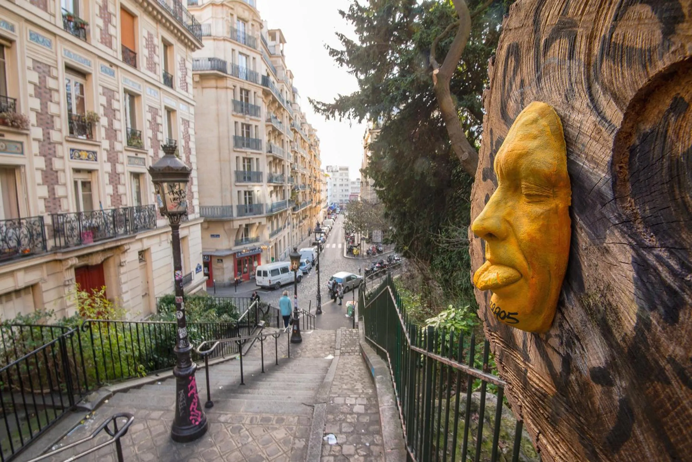 Off site in Paris-Oasis Montmartre