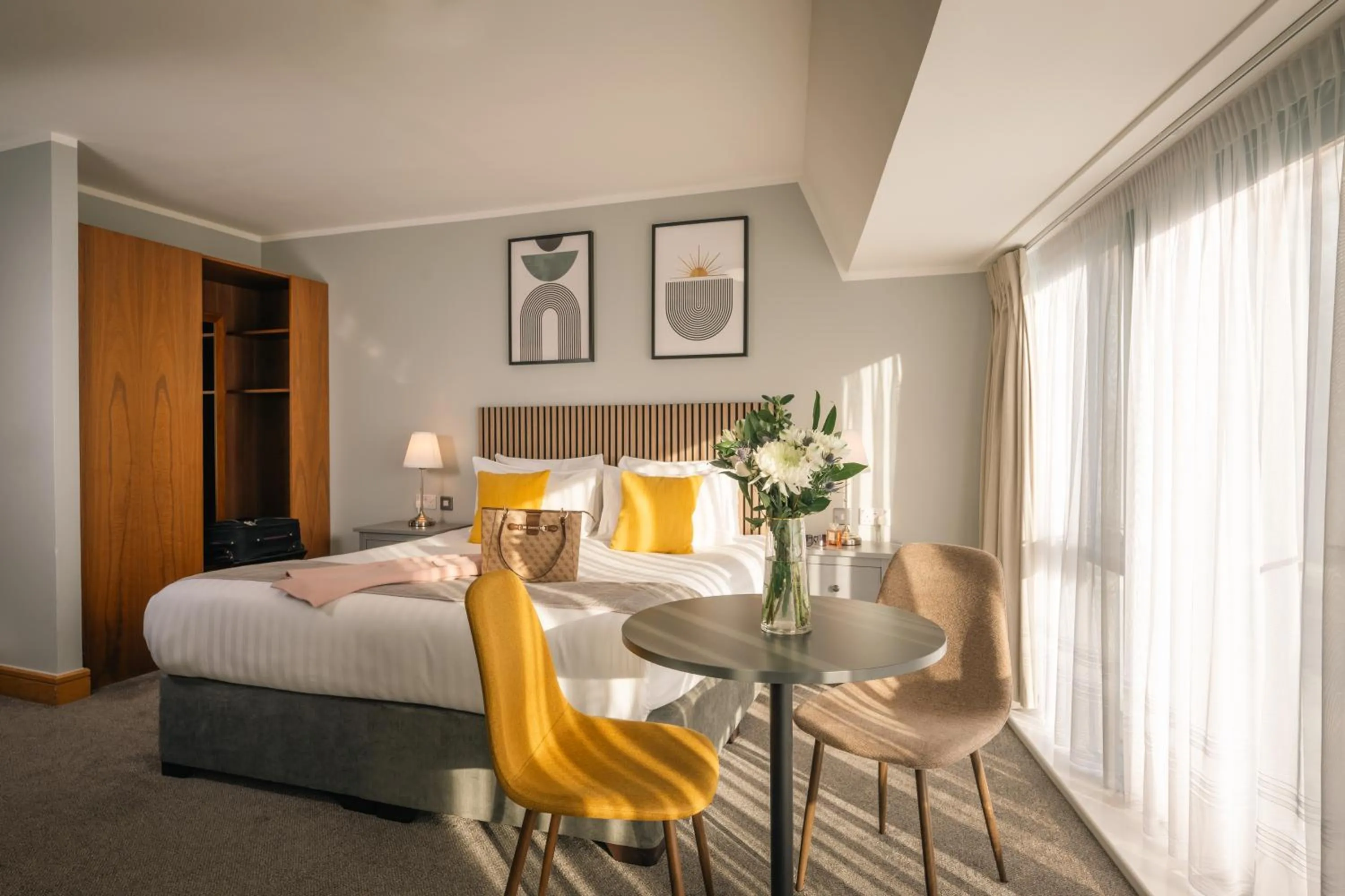 Bedroom, Bed in Beresford Hotel