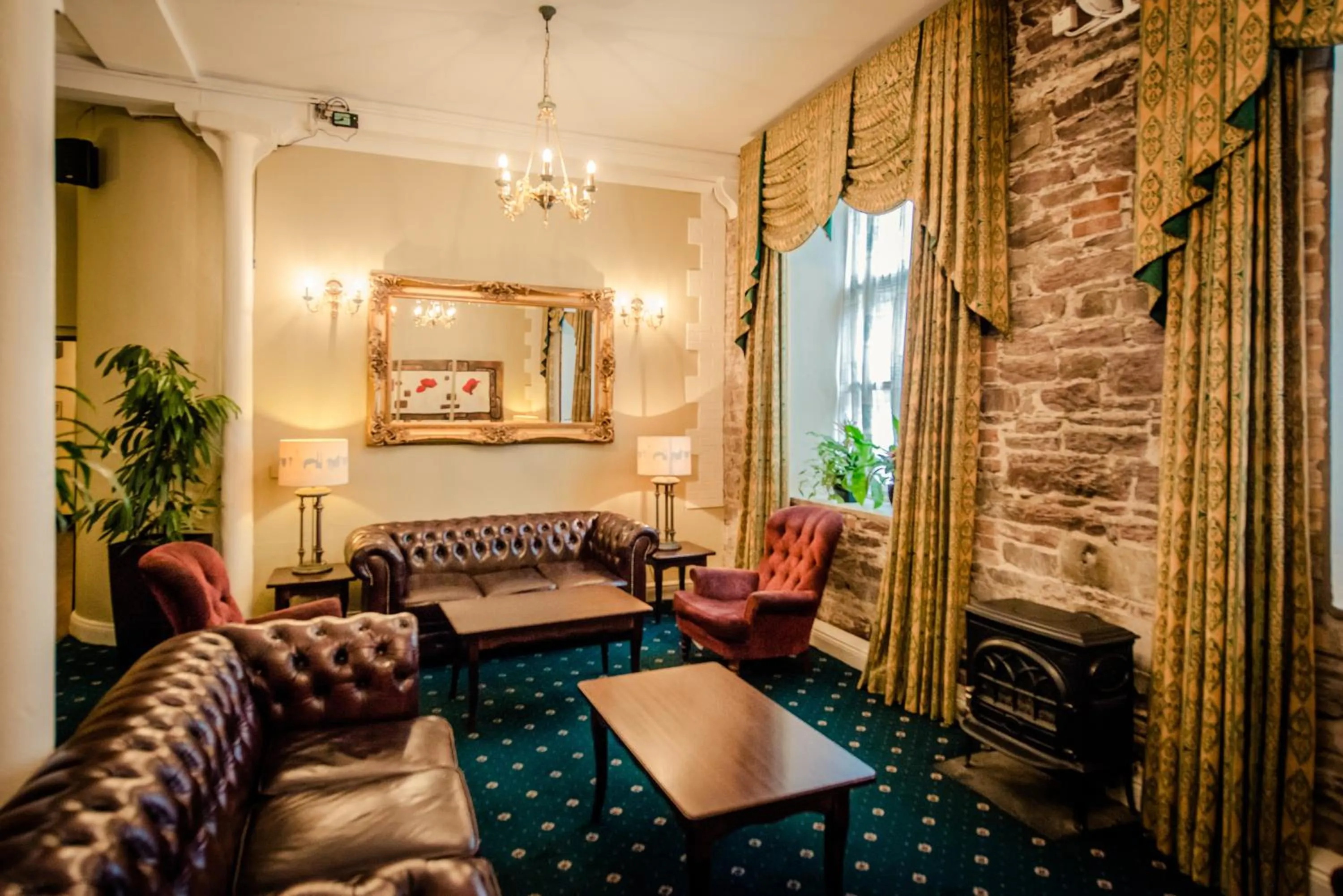 Lobby or reception in Hotel Isaacs Cork City