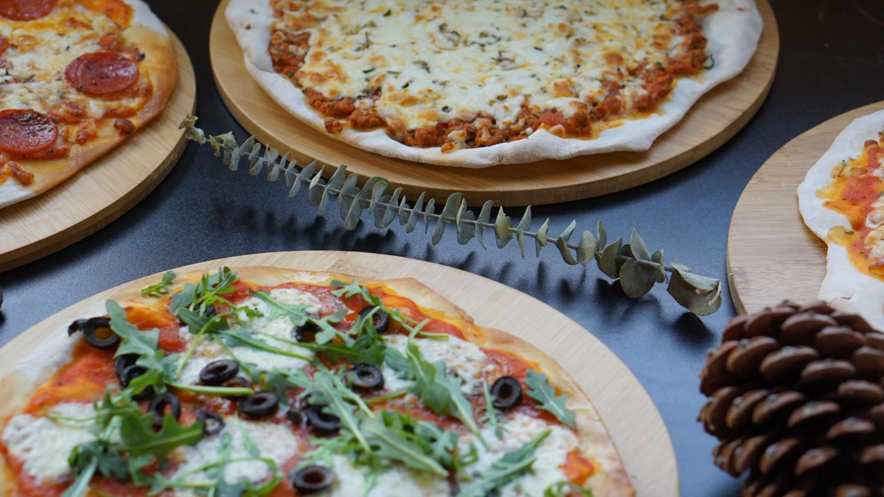 Restaurant/places to eat in Bukubaki Eco Surf