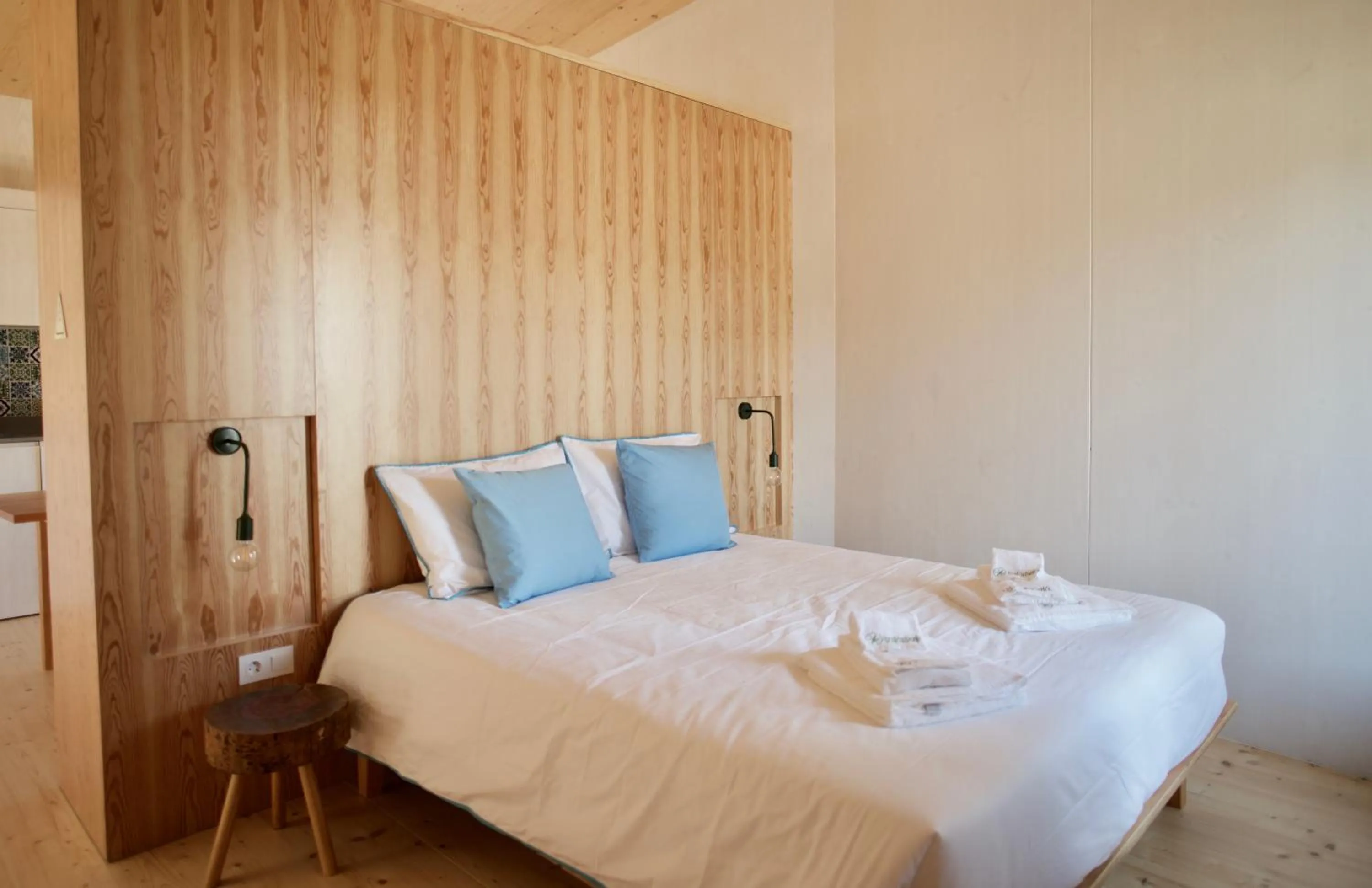 Bed in Bukubaki Eco Surf