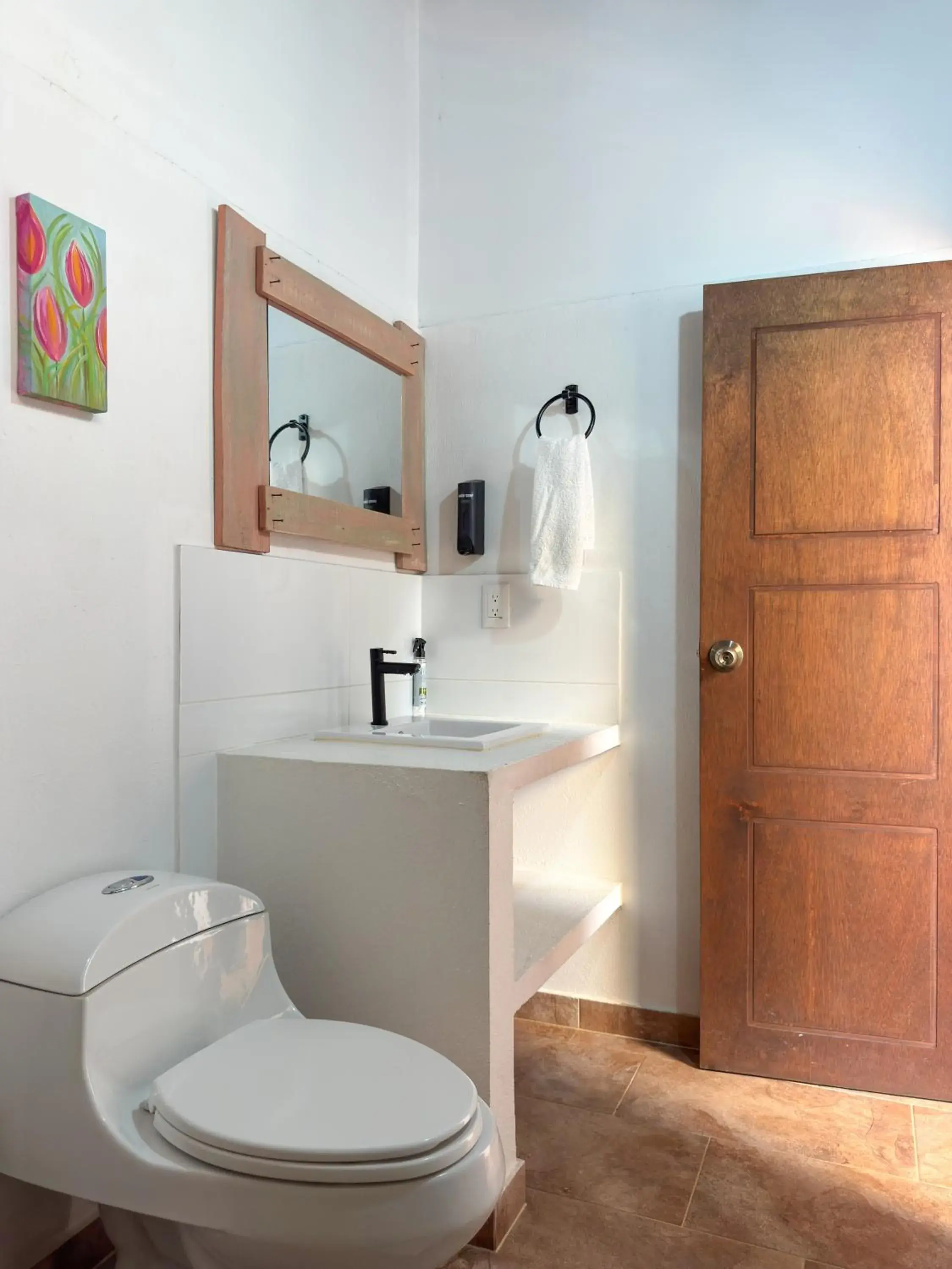 Standard Double Room with Shared Bathroom in Traveler Hostel Standard Double Room with Shared Bathroom in Traveler Hostel