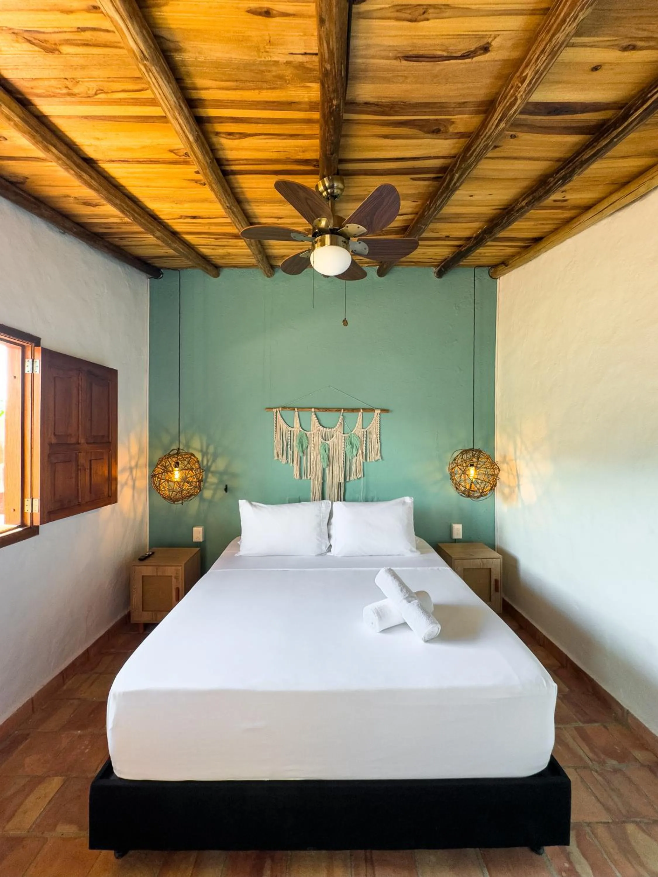 Bed in Traveler Hostel