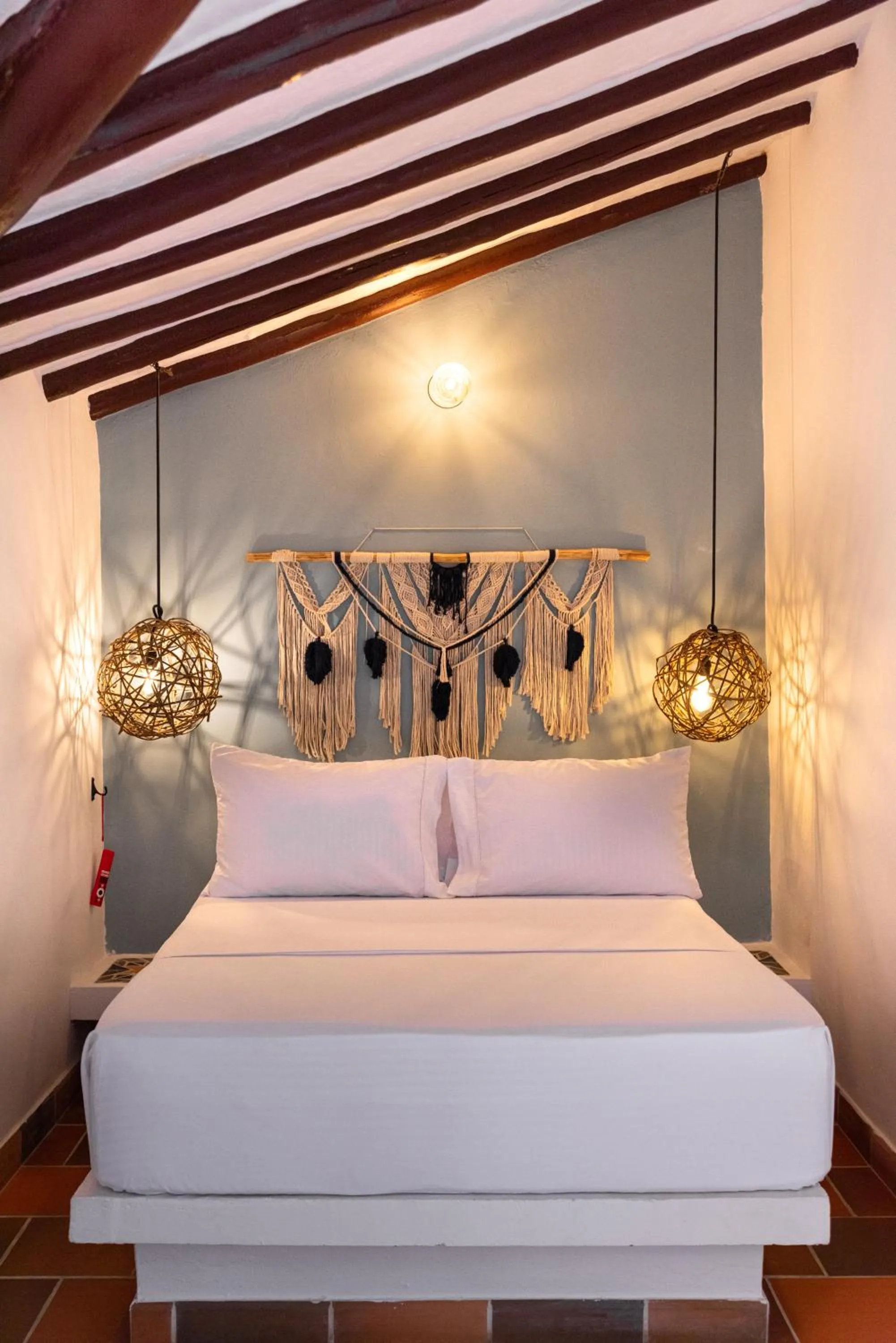 Bed in Traveler Hostel