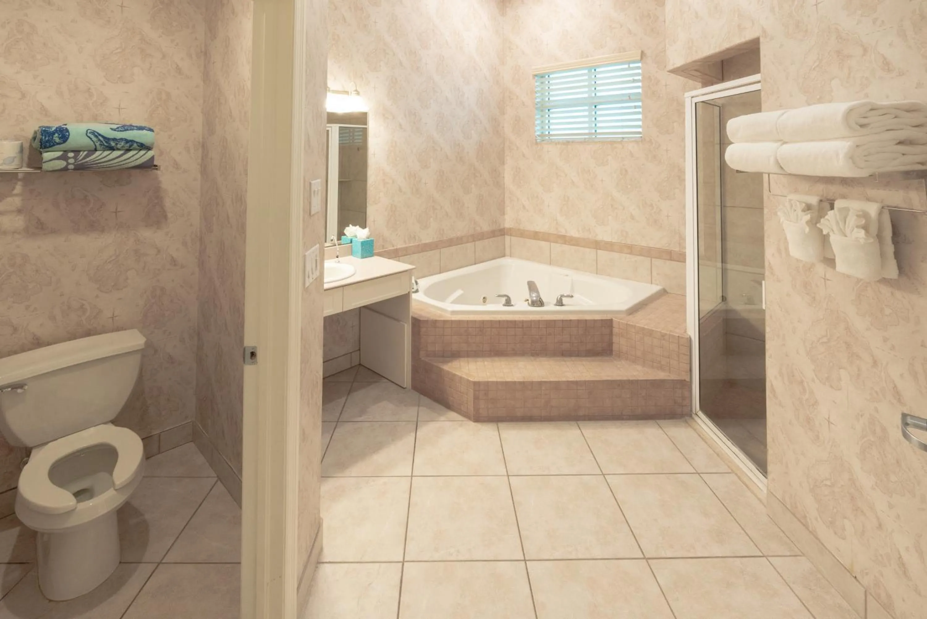 Bathroom in Sun Retreats Dunedin