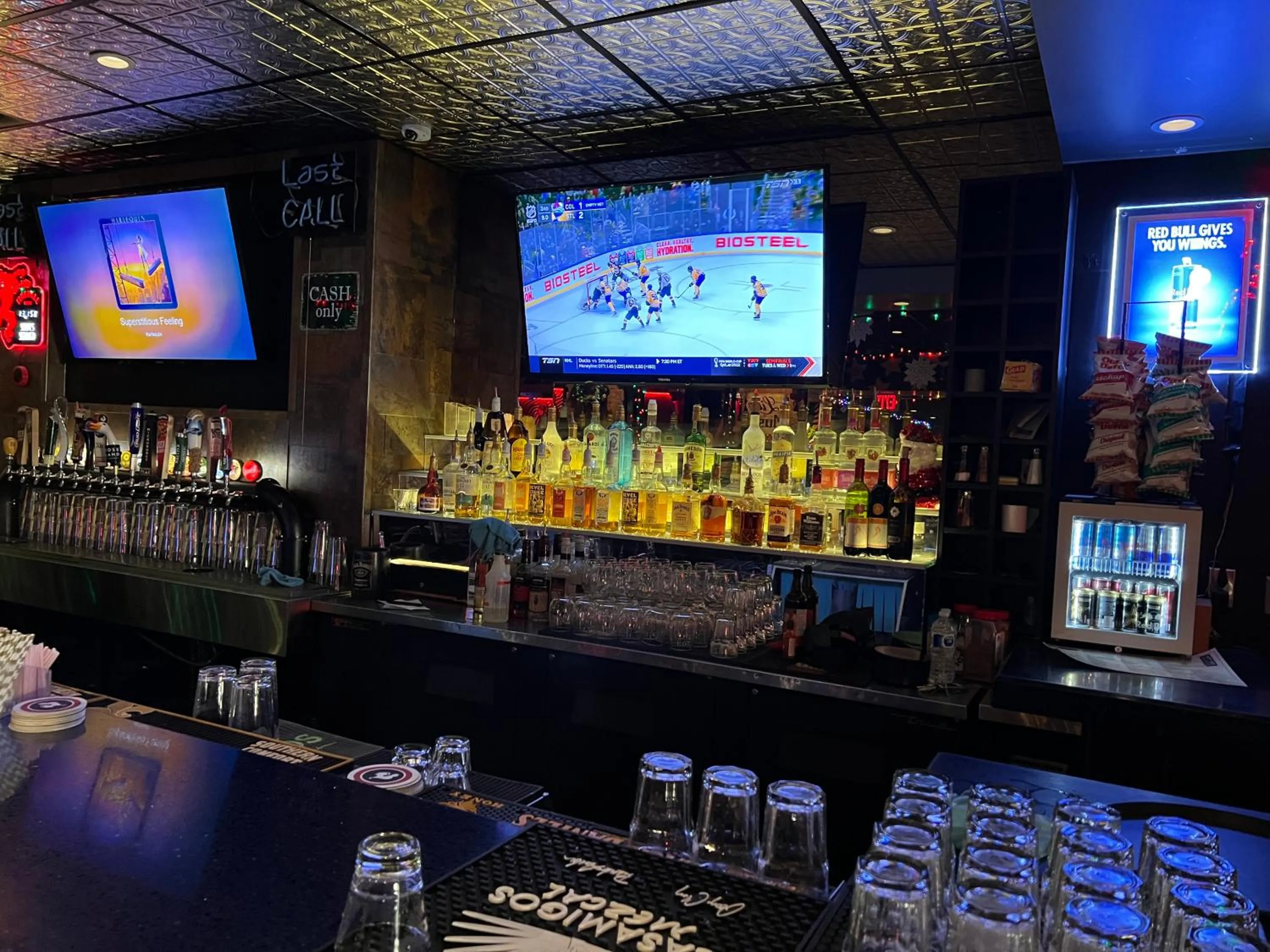 Lounge or bar in Commercial Hotel