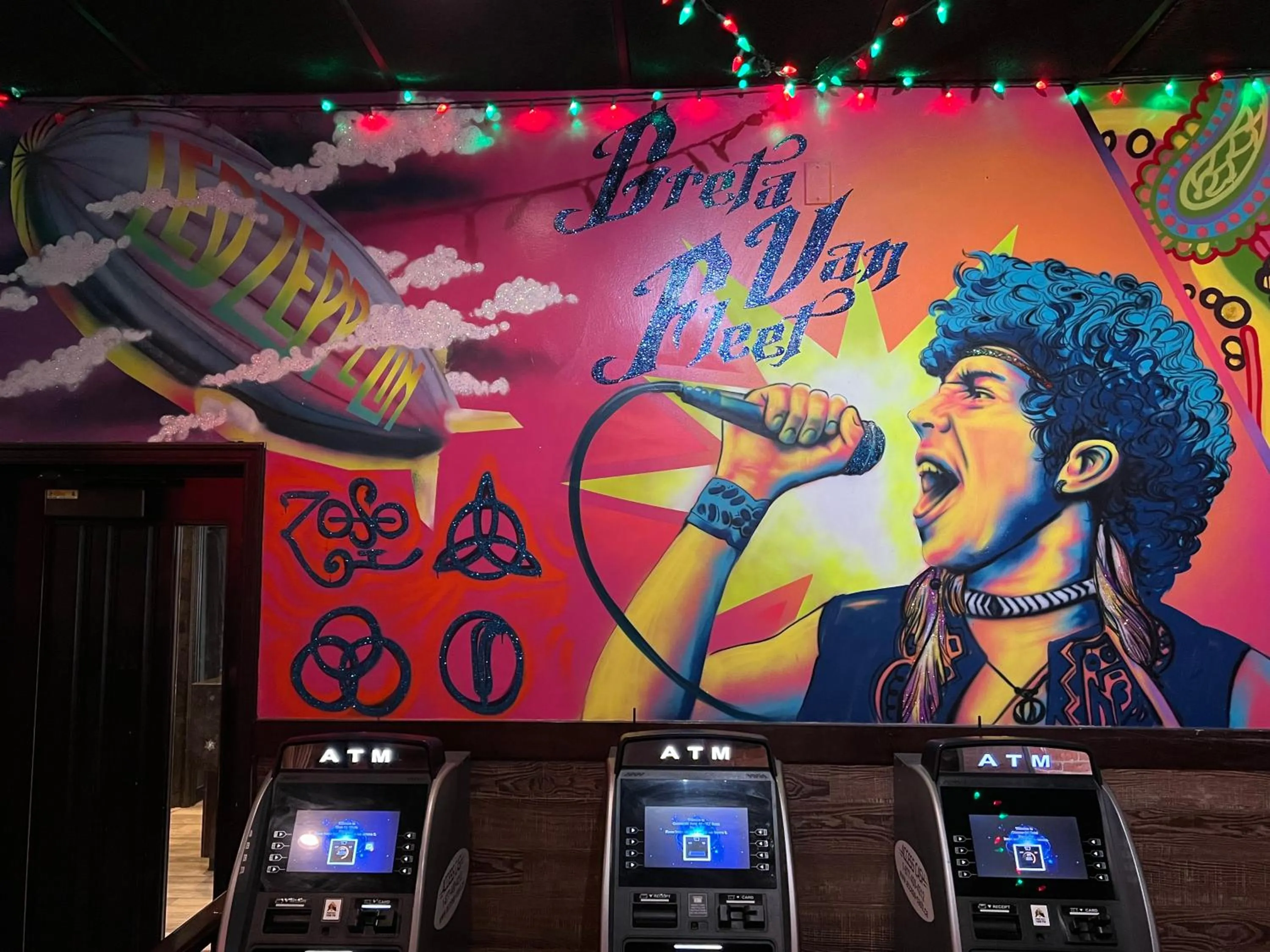 Lounge or bar in Commercial Hotel