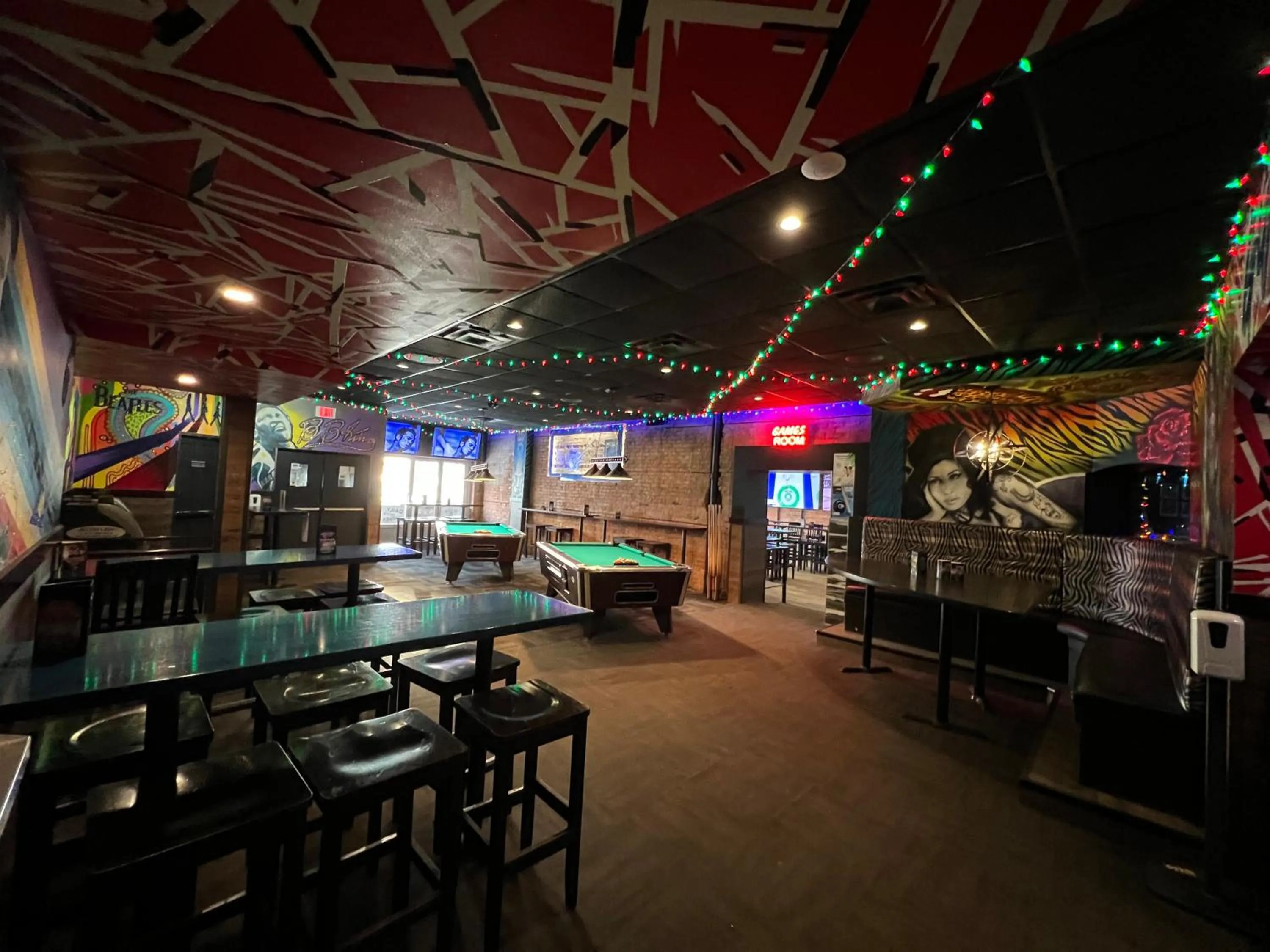 Lounge or bar in Commercial Hotel