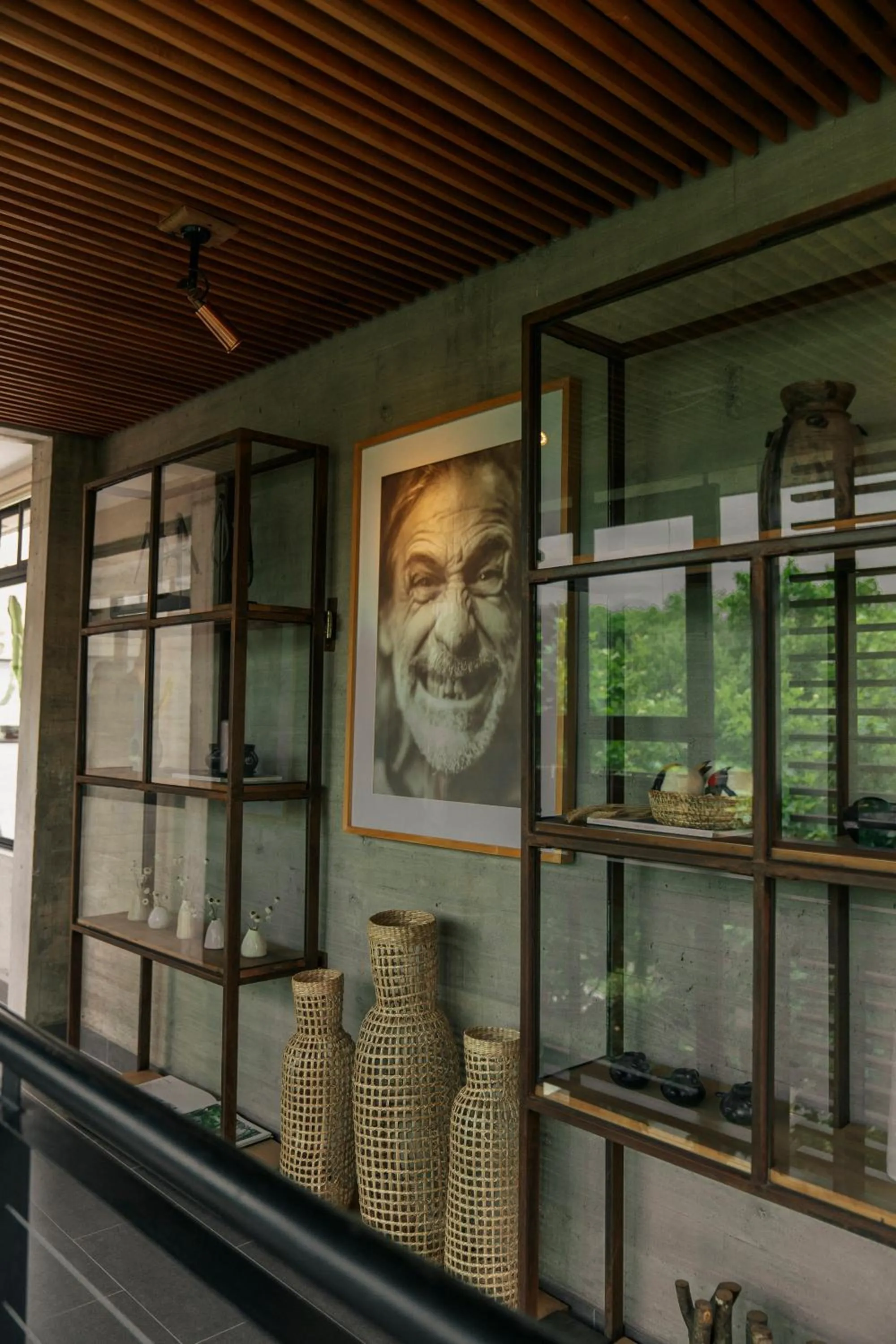 Decorative detail in Maison Italia 1029