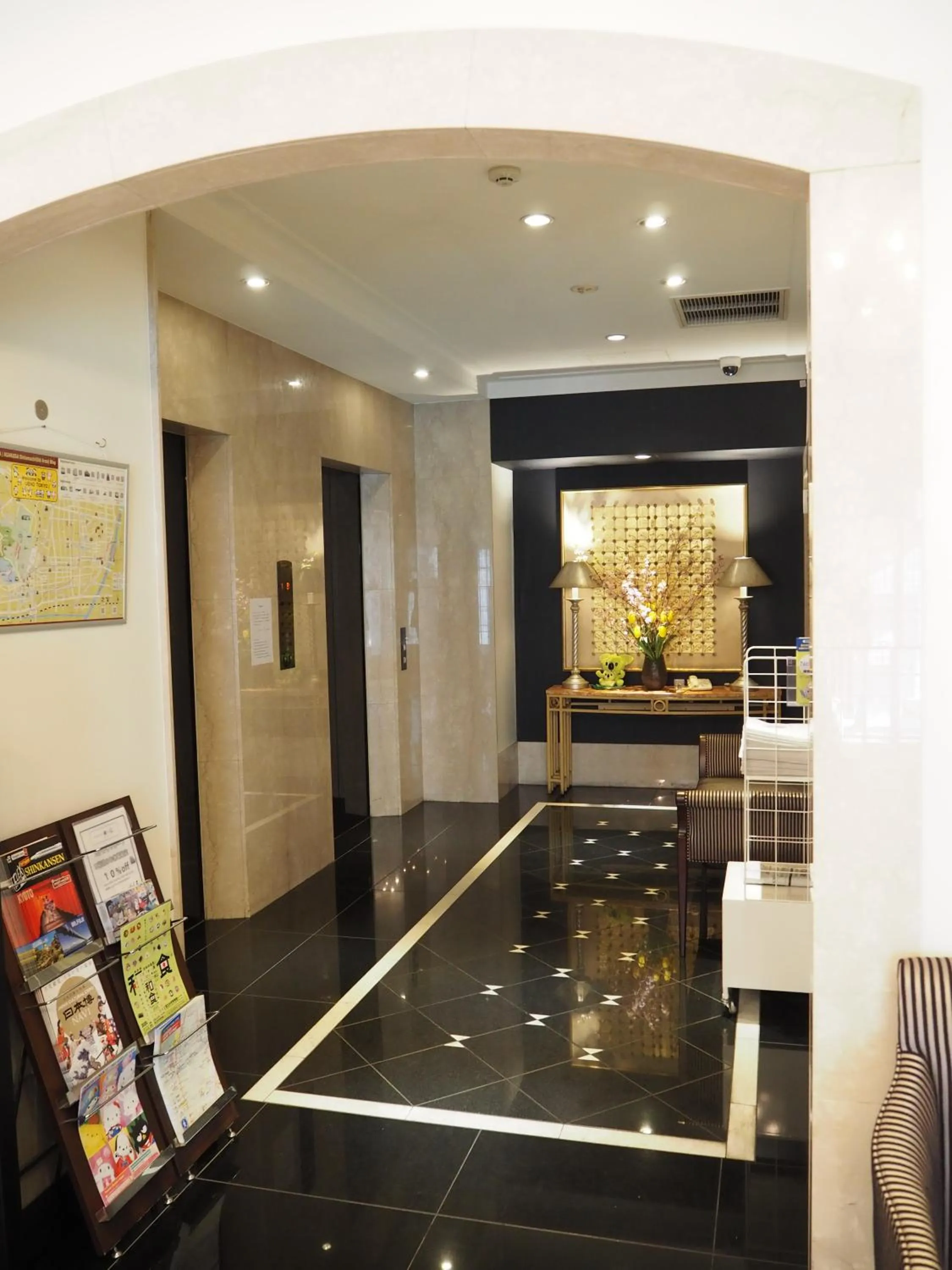 Lobby or reception in Hotel Sunroute Stellar Ueno