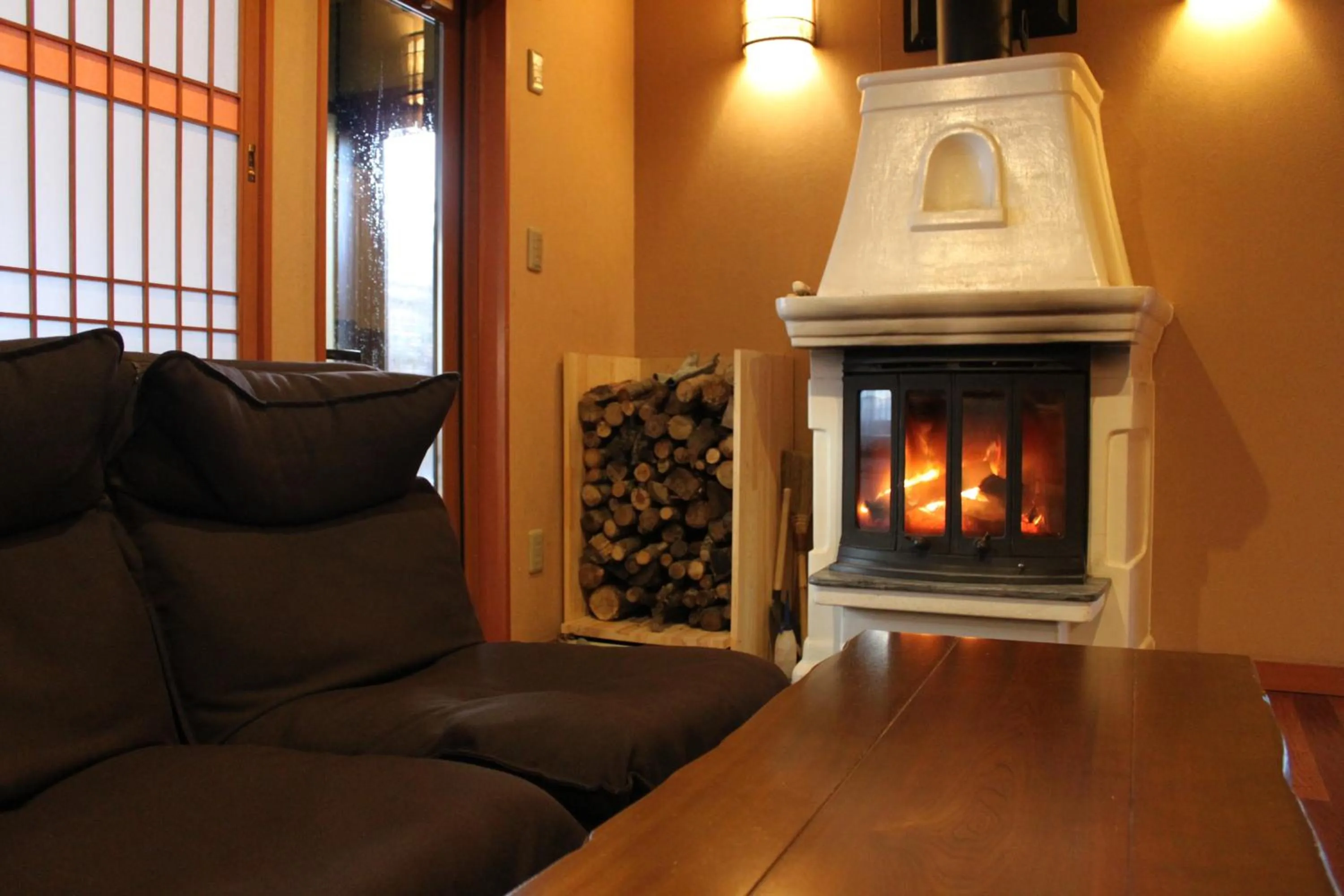 Photo of the whole room in Hanaichi