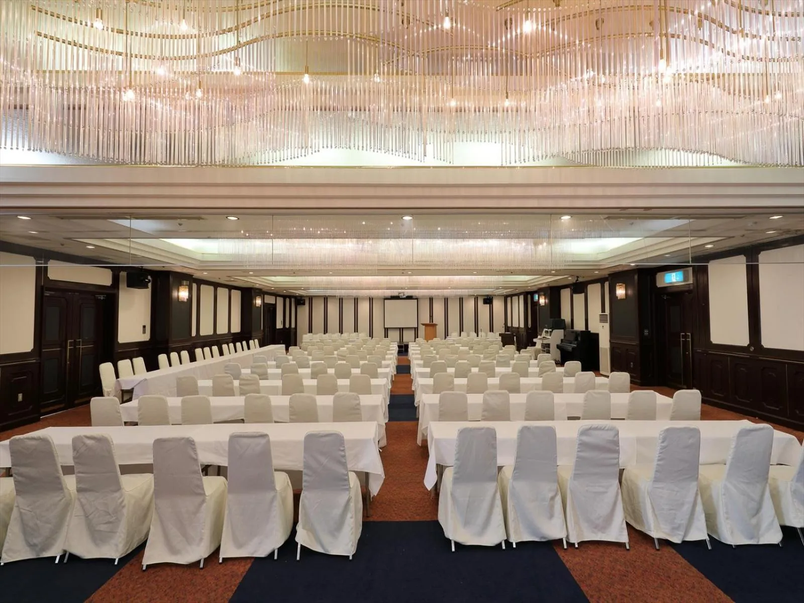 Banquet/Function facilities in Garden hotel Shiunkaku Higashimatsuyama