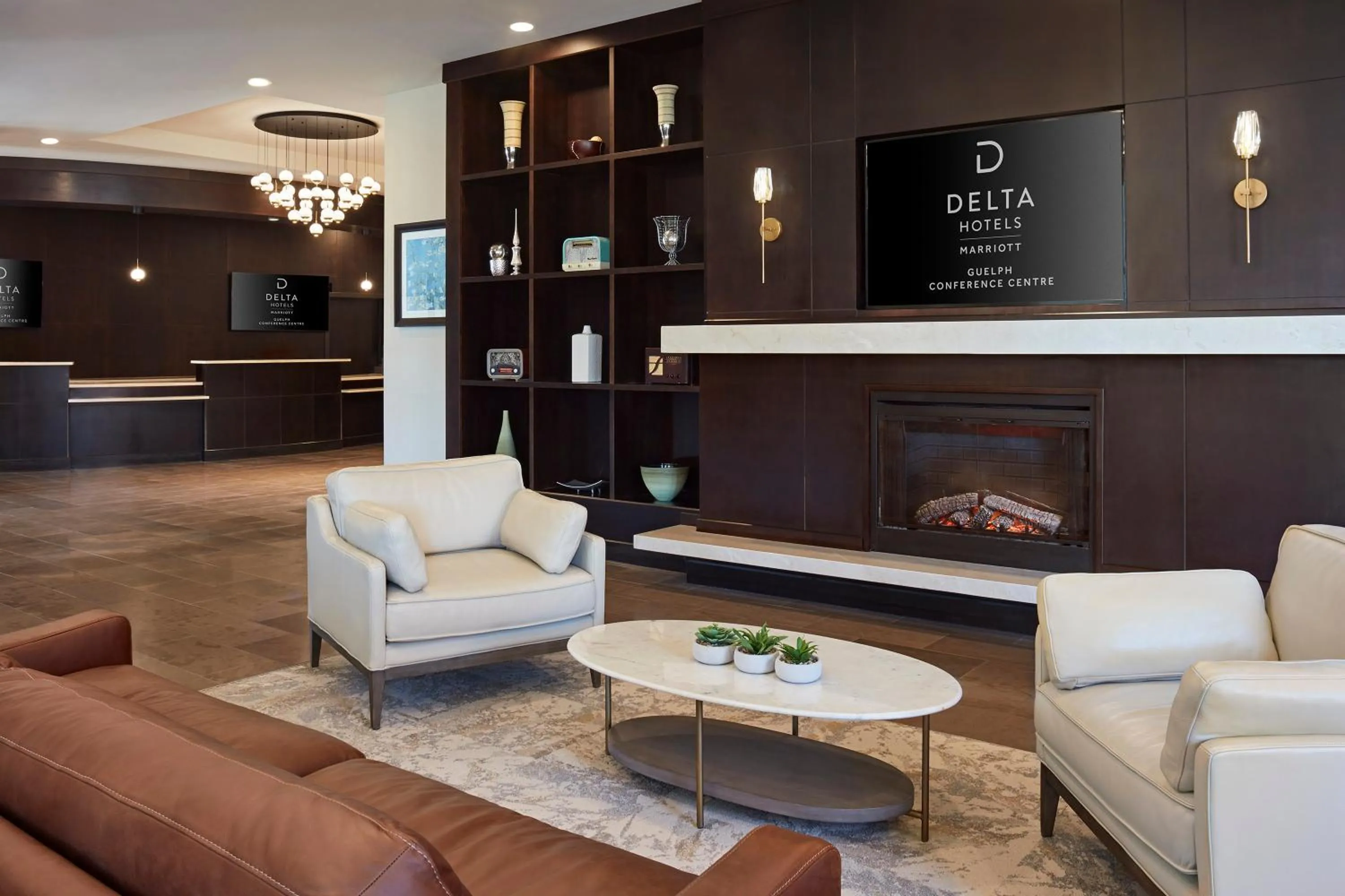 Lobby or reception in Delta Hotels by Marriott Guelph Conference Centre