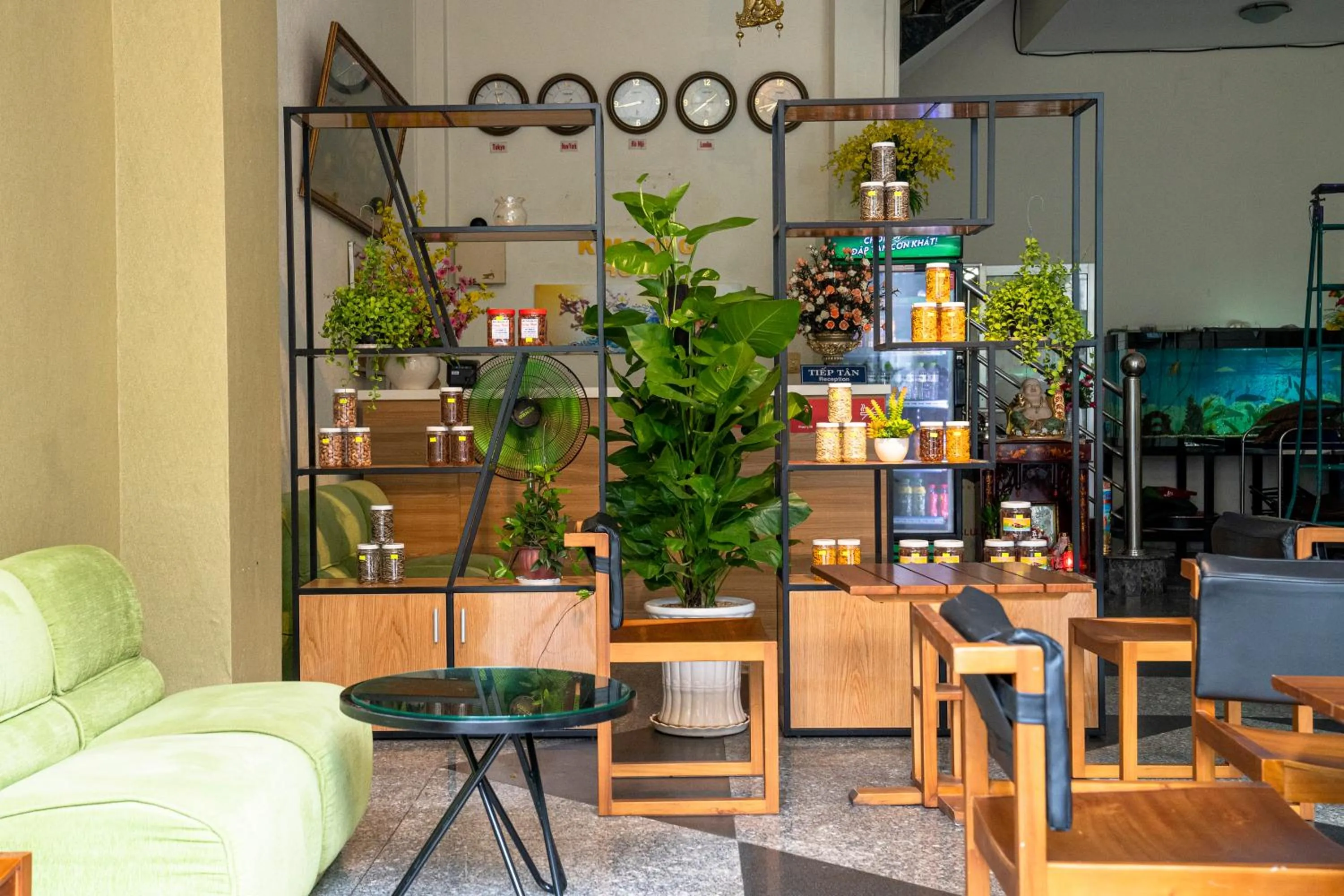 On-site shops in Aqua Kim Long Hotel