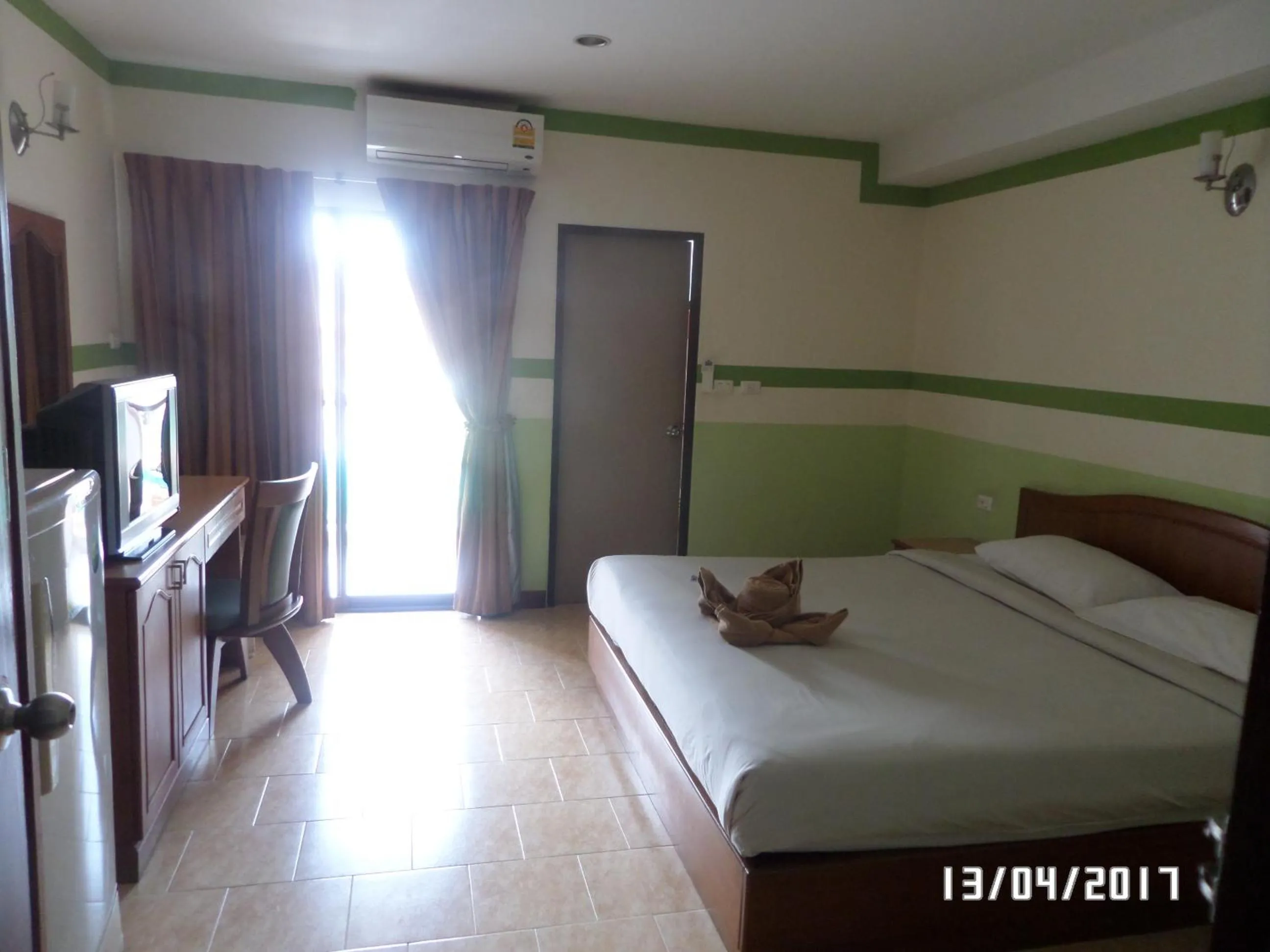 Coffee/tea facilities, Bed in Sunview Place