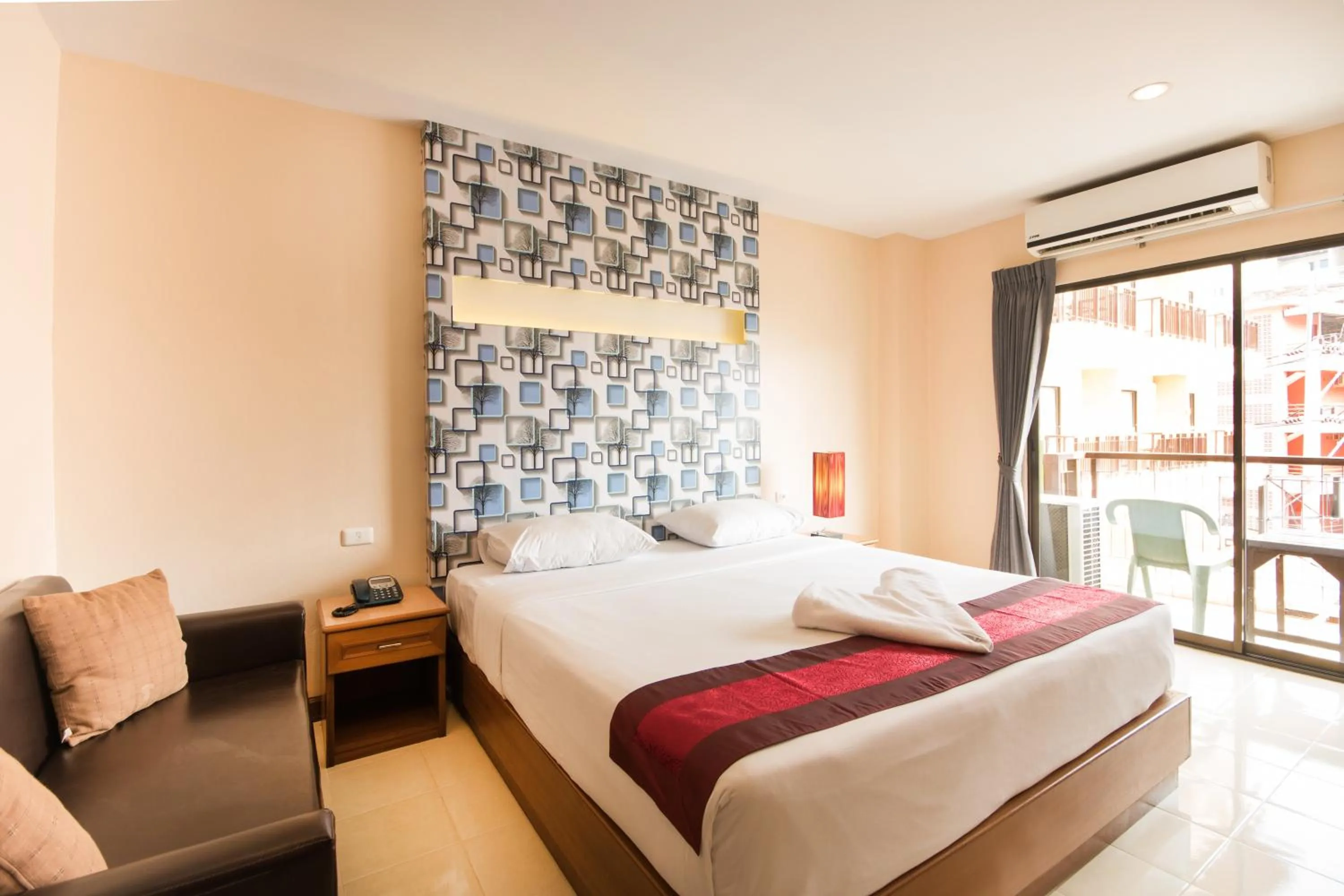 Photo of the whole room, Bed in Sunview Place