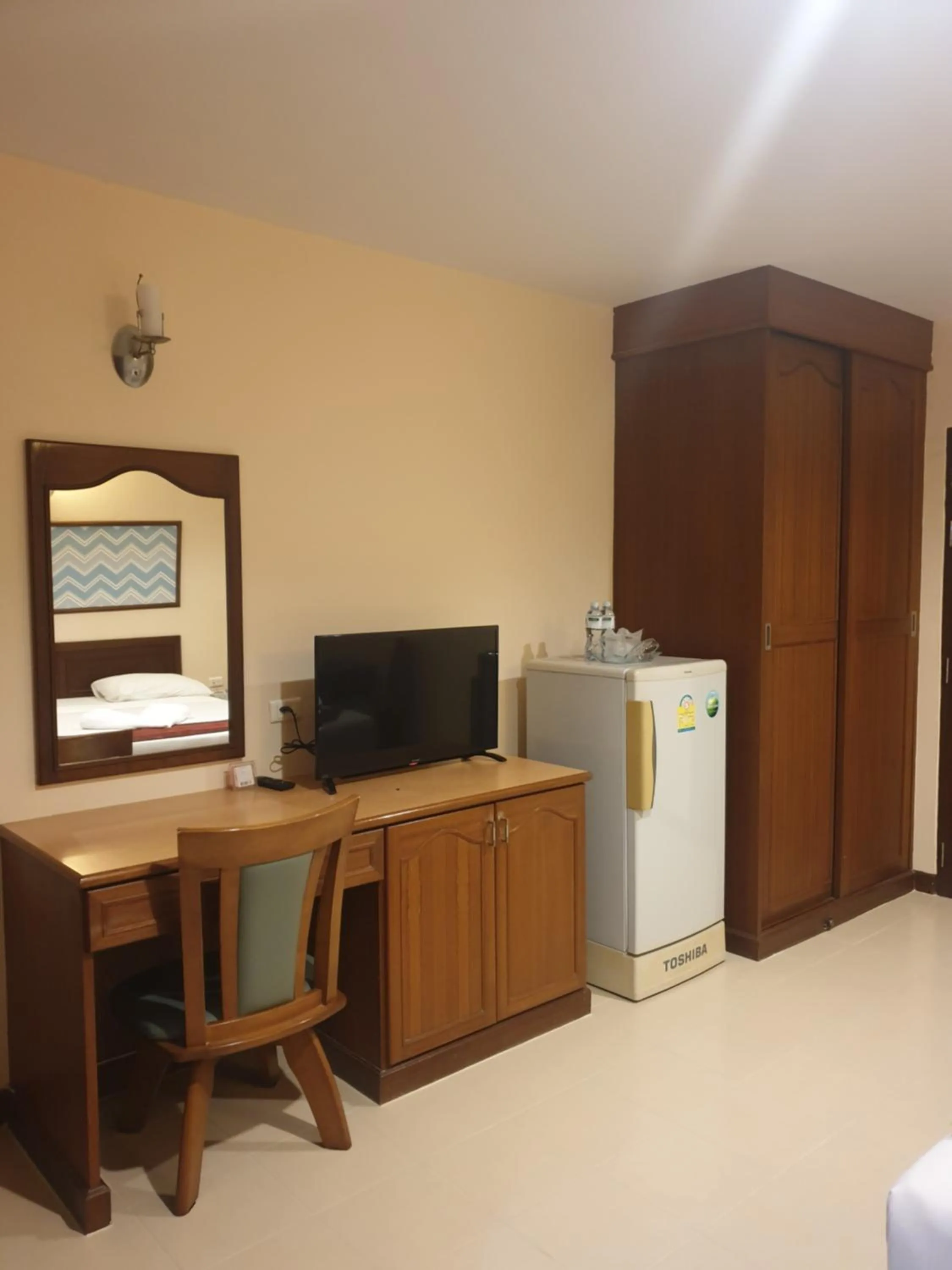 Photo of the whole room in Sunview Place