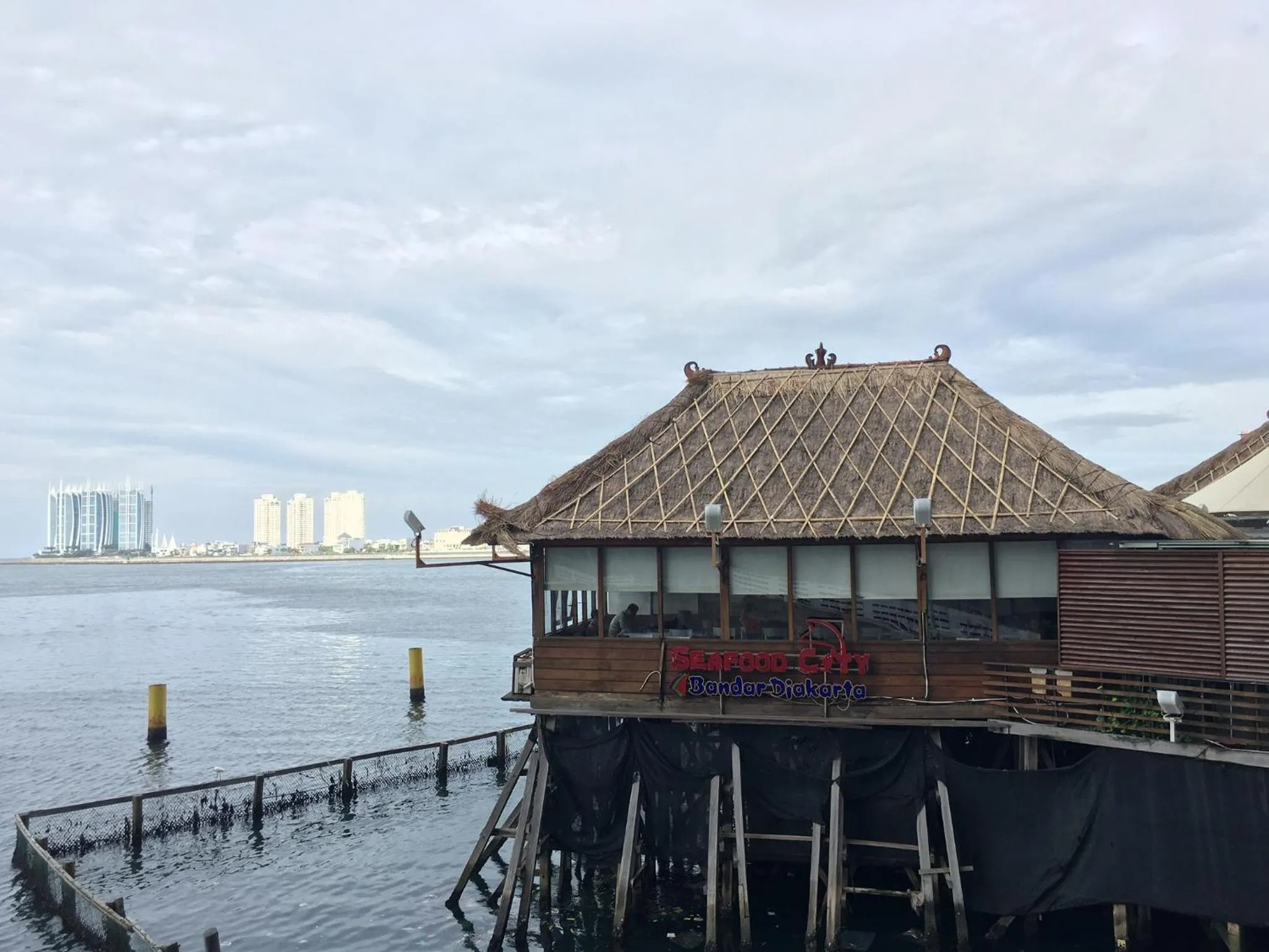 Restaurant/places to eat in Grandboutique-Inn