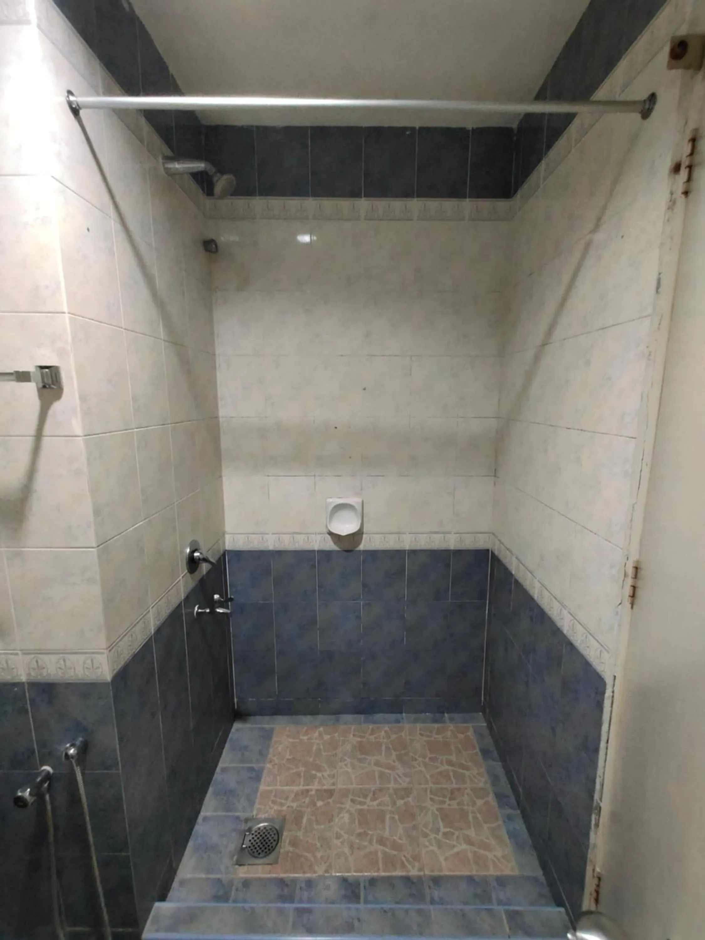 Wawa's Golf View Inn