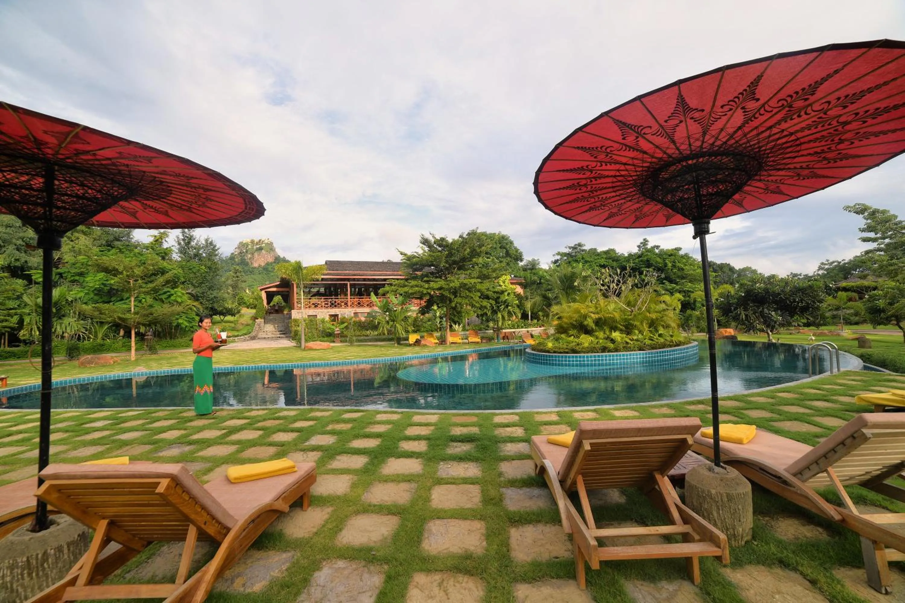 Swimming pool in Popa Garden Resort