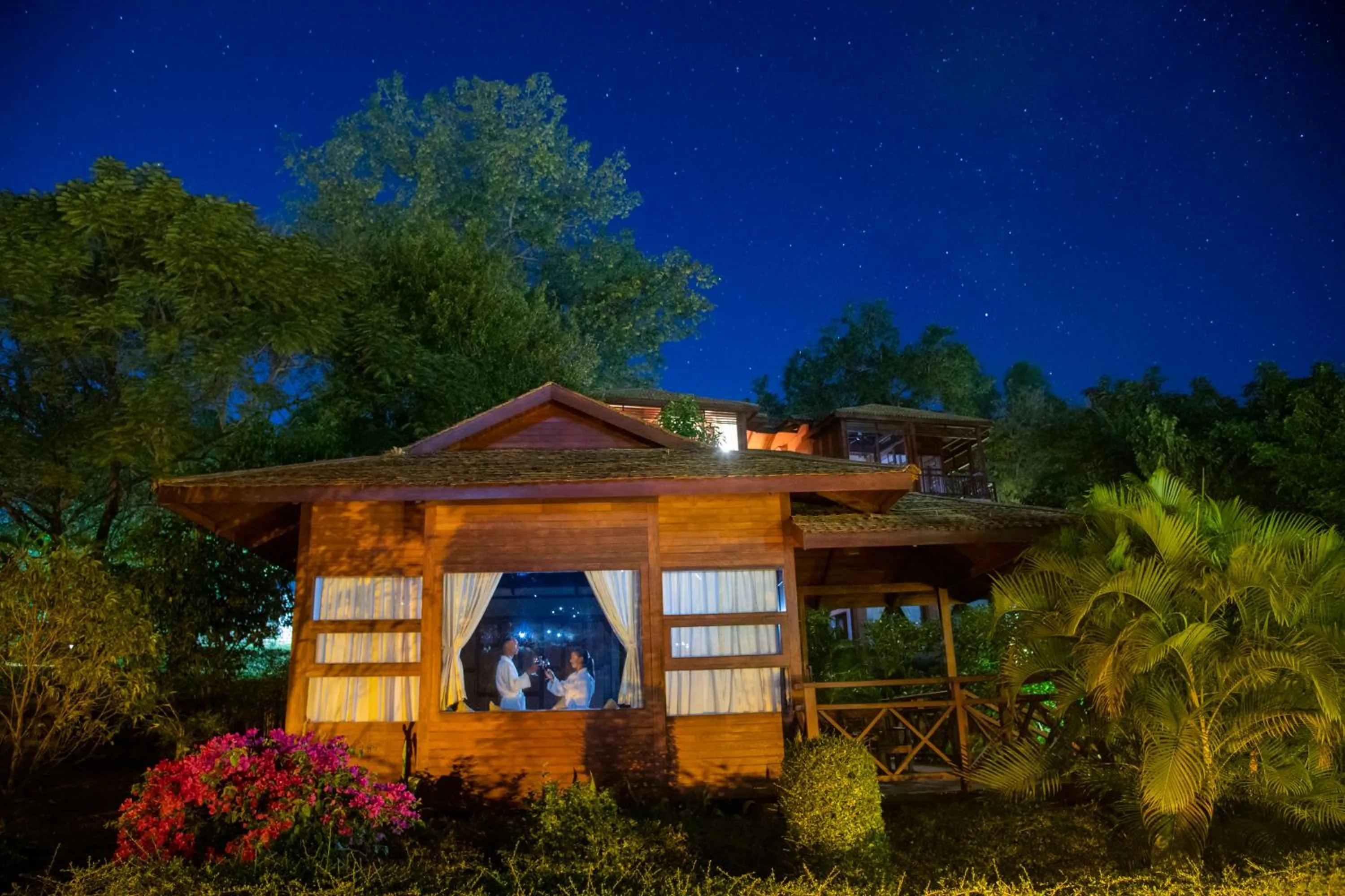 Night in Popa Garden Resort