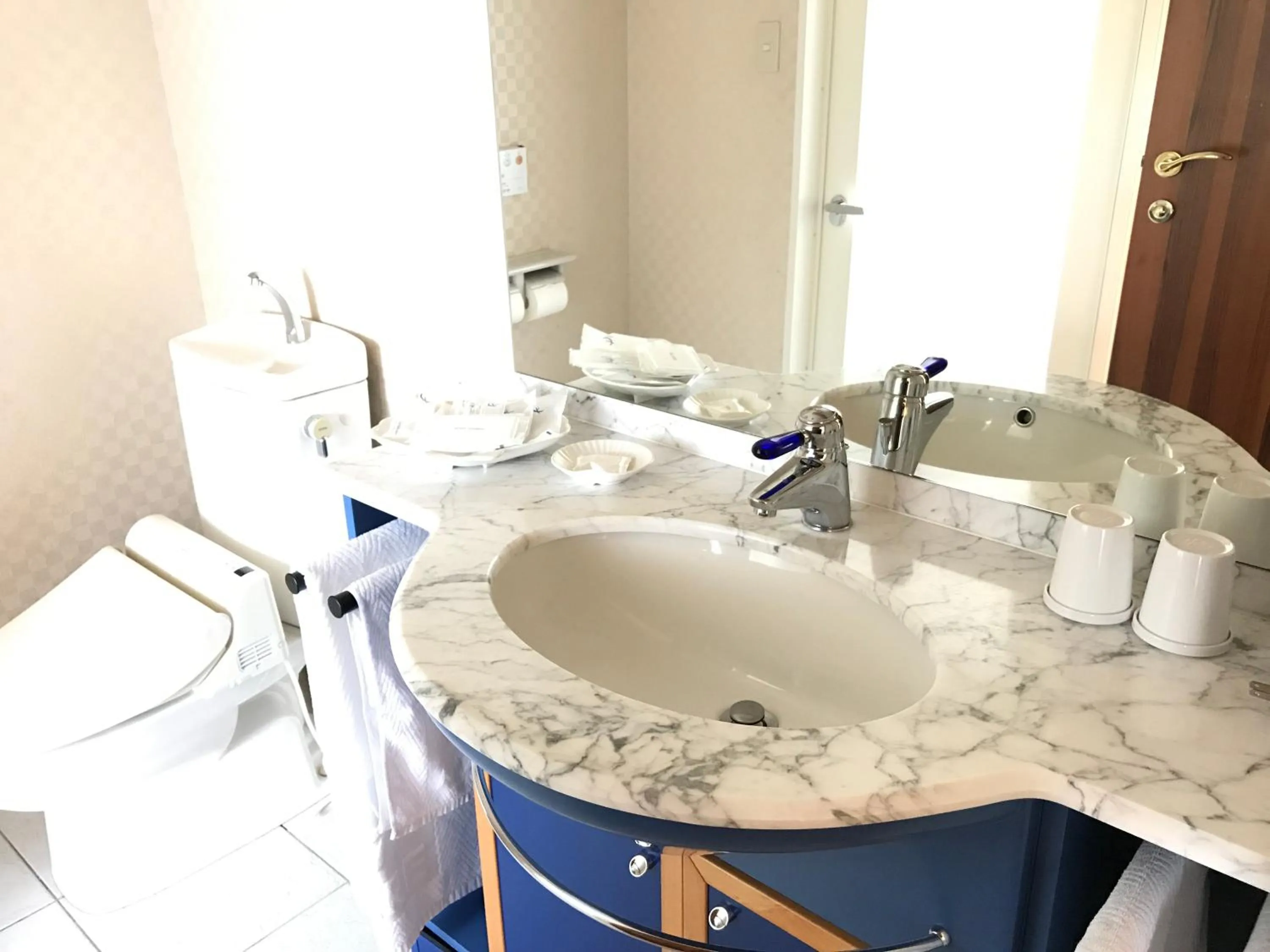 Photo of the whole room in Hotel BELLMARE ホテルベルマーレ