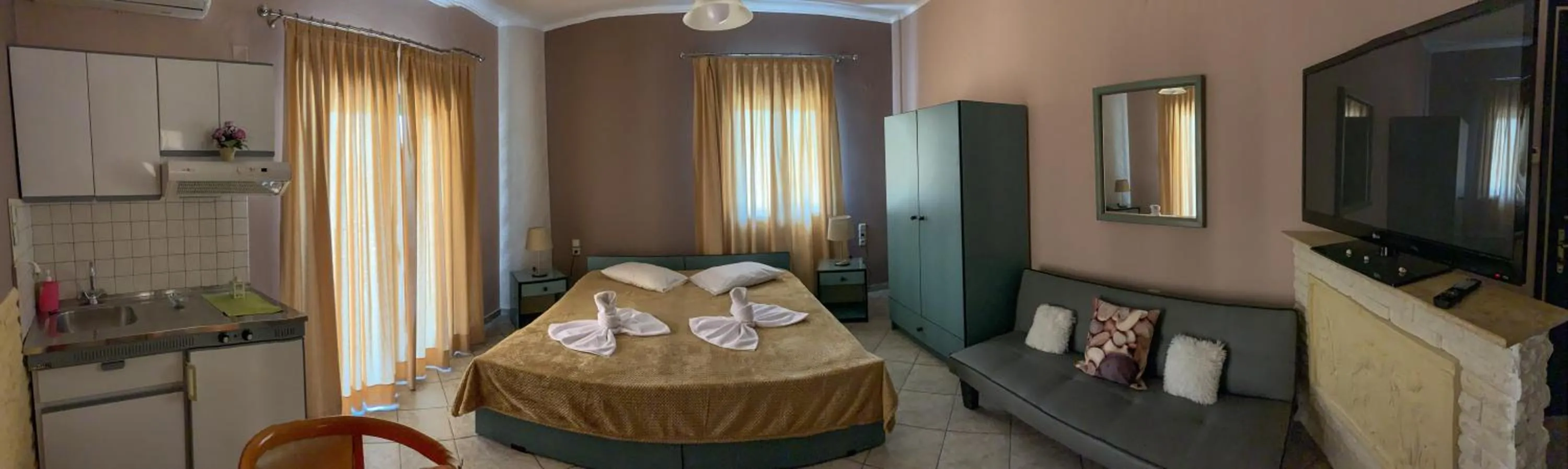 Bed in Acheron Springs-Markou Ilias