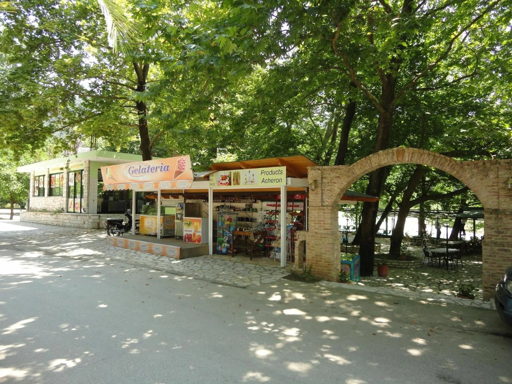 Restaurant/places to eat in Acheron Springs-Markou Ilias