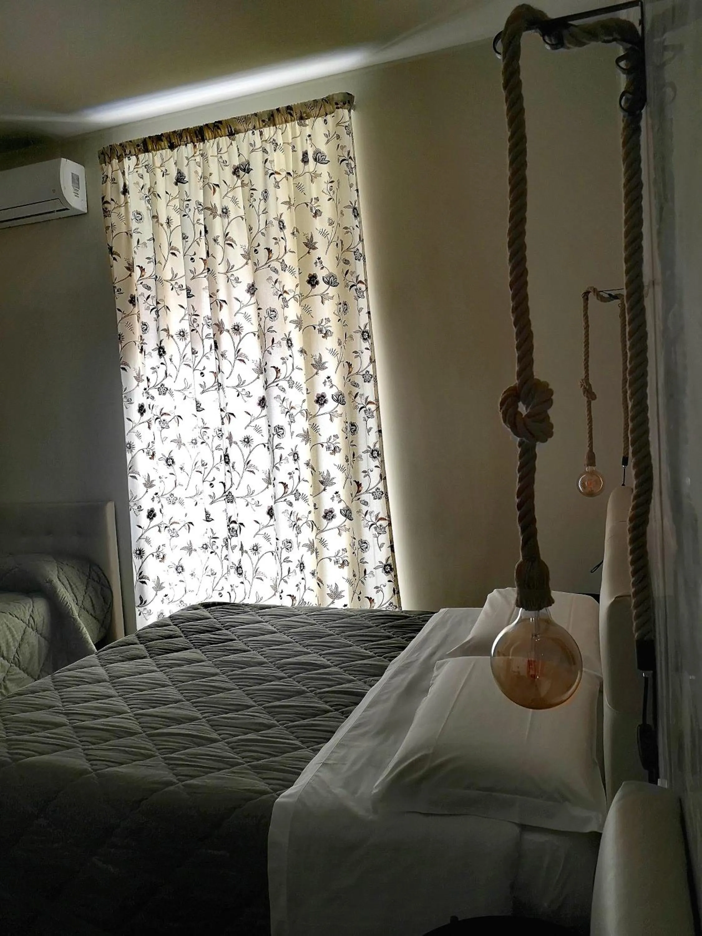 Bedroom, Bed in Napoli City Rooms