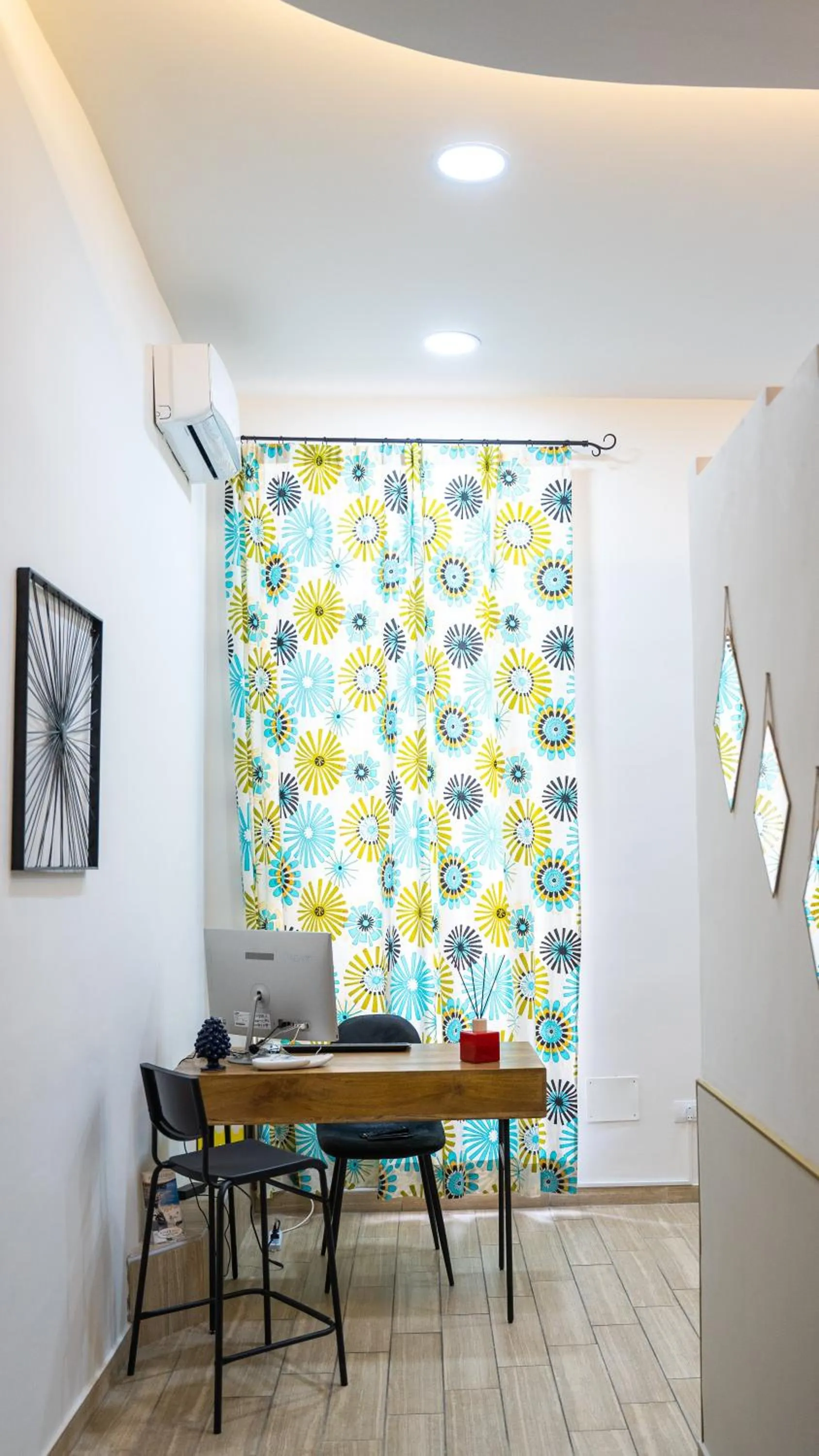 Seating area in Napoli City Rooms