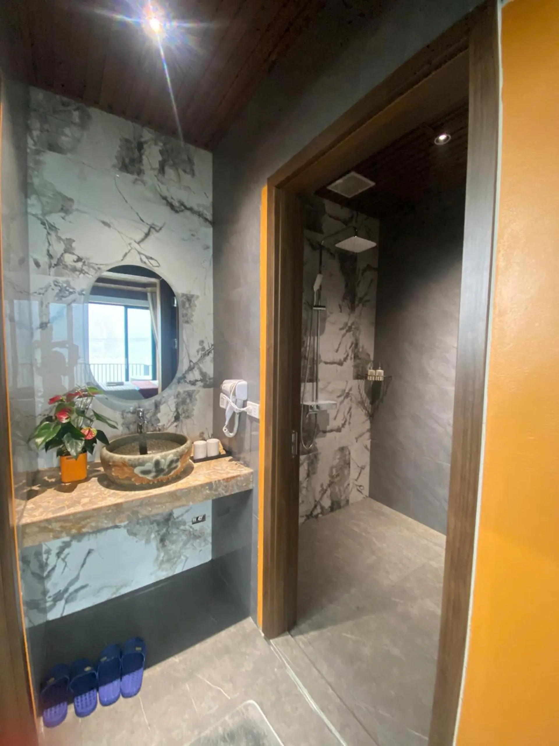 Tam Coc Mountain View Homestay