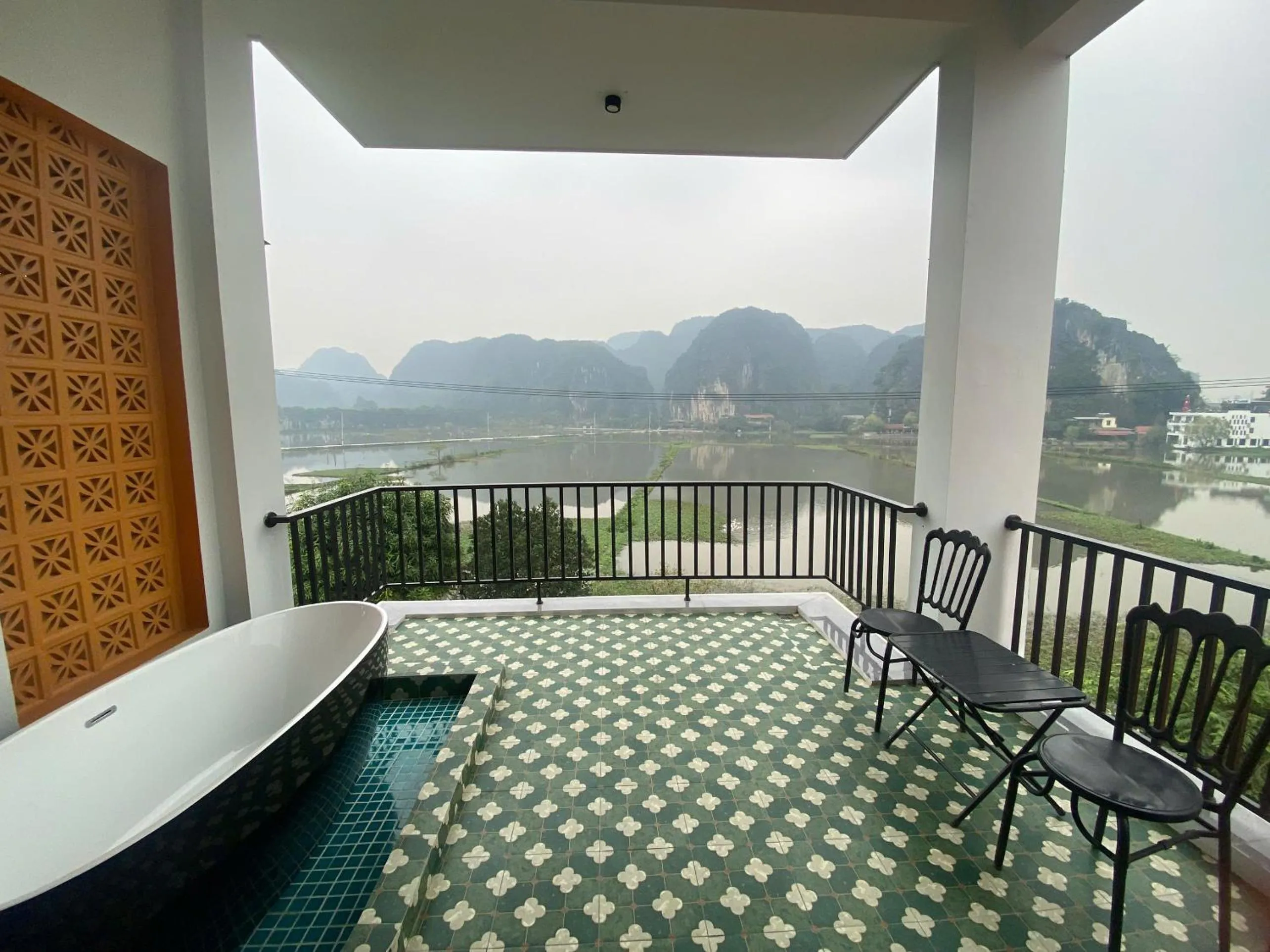 Tam Coc Mountain View Homestay