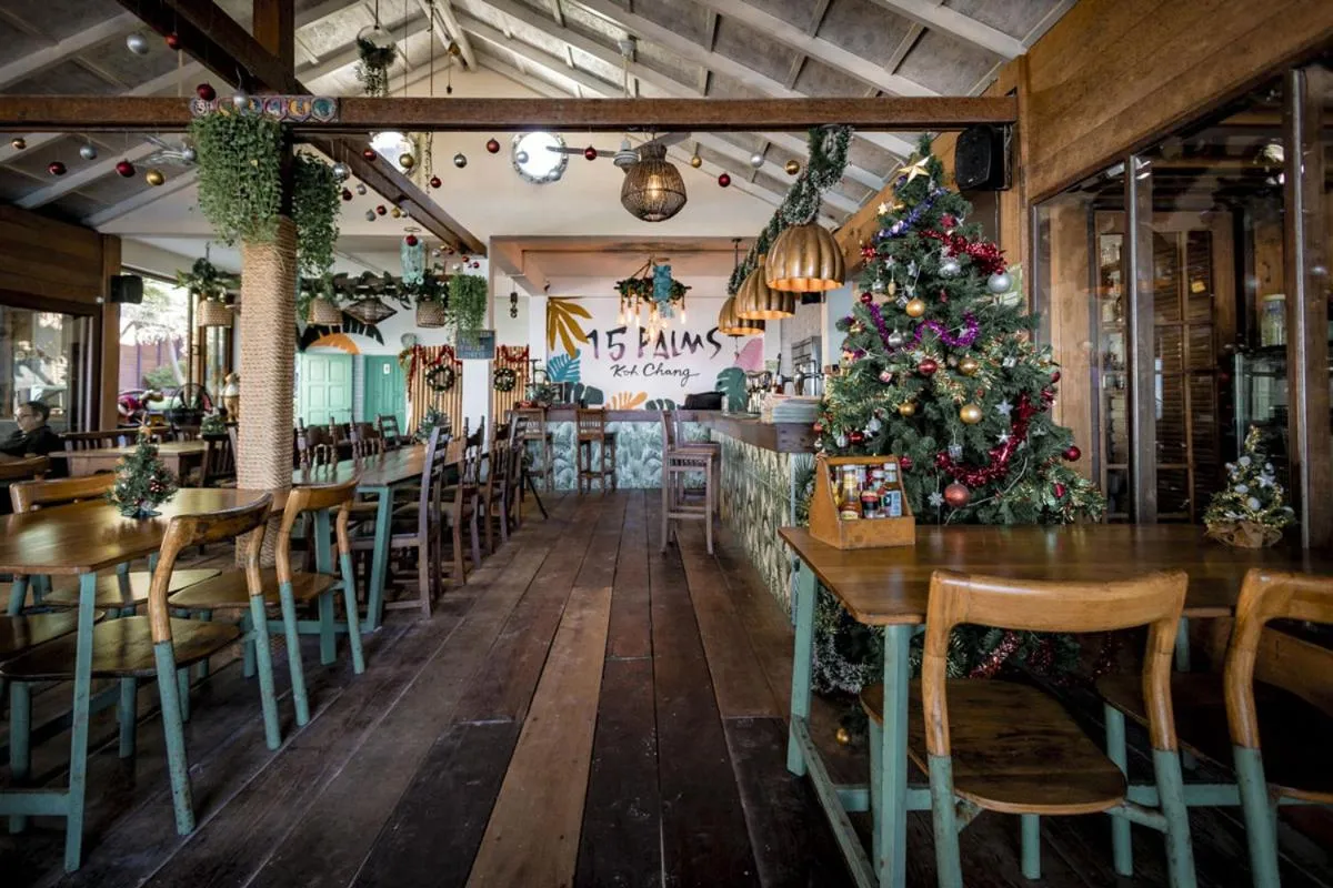 15 Palms Beach Resort