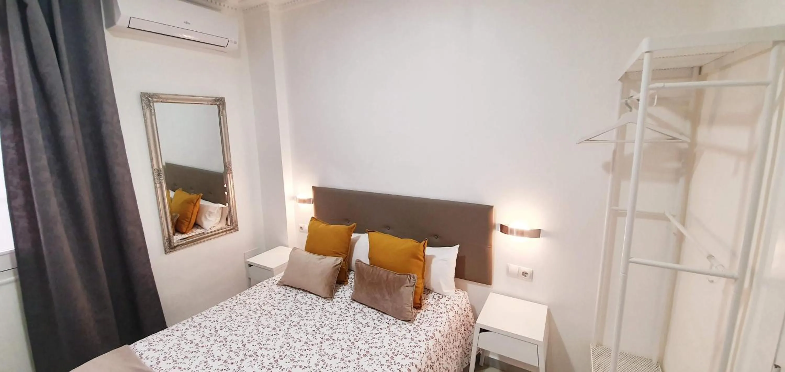 Fan Rooms Duquesa