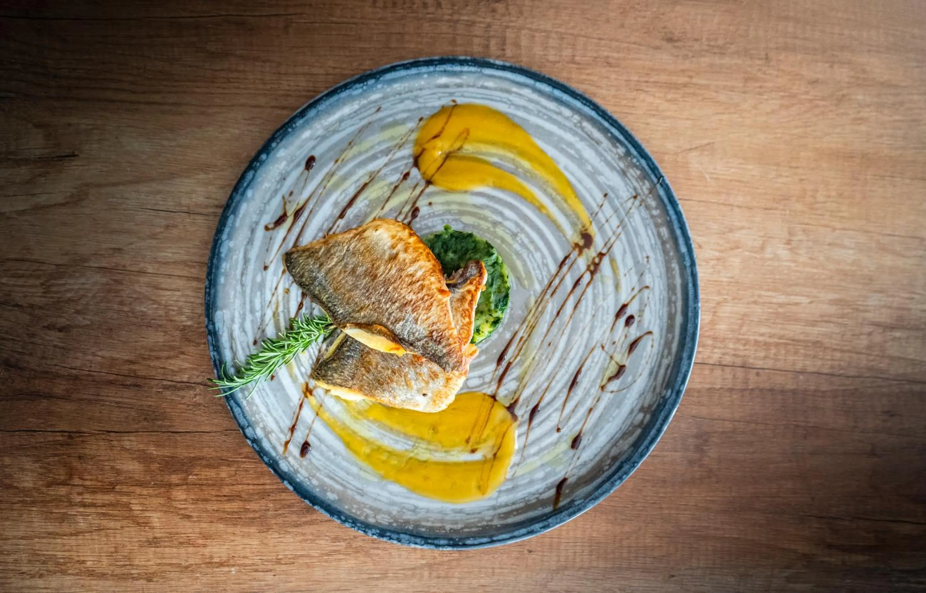 Food and drinks in Hotel Santiny