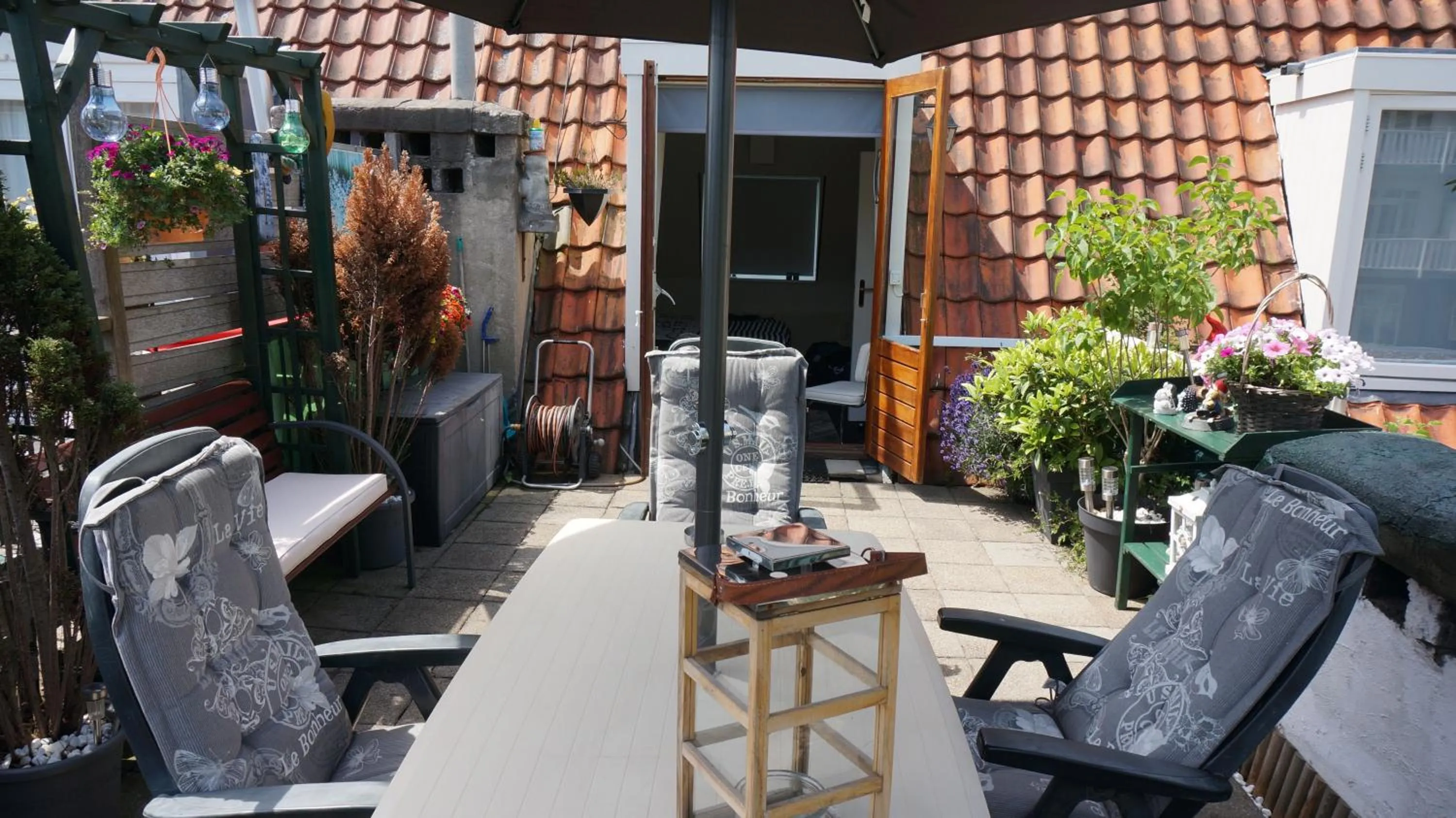 Patio in Amsterdam Roof Terrace B&B