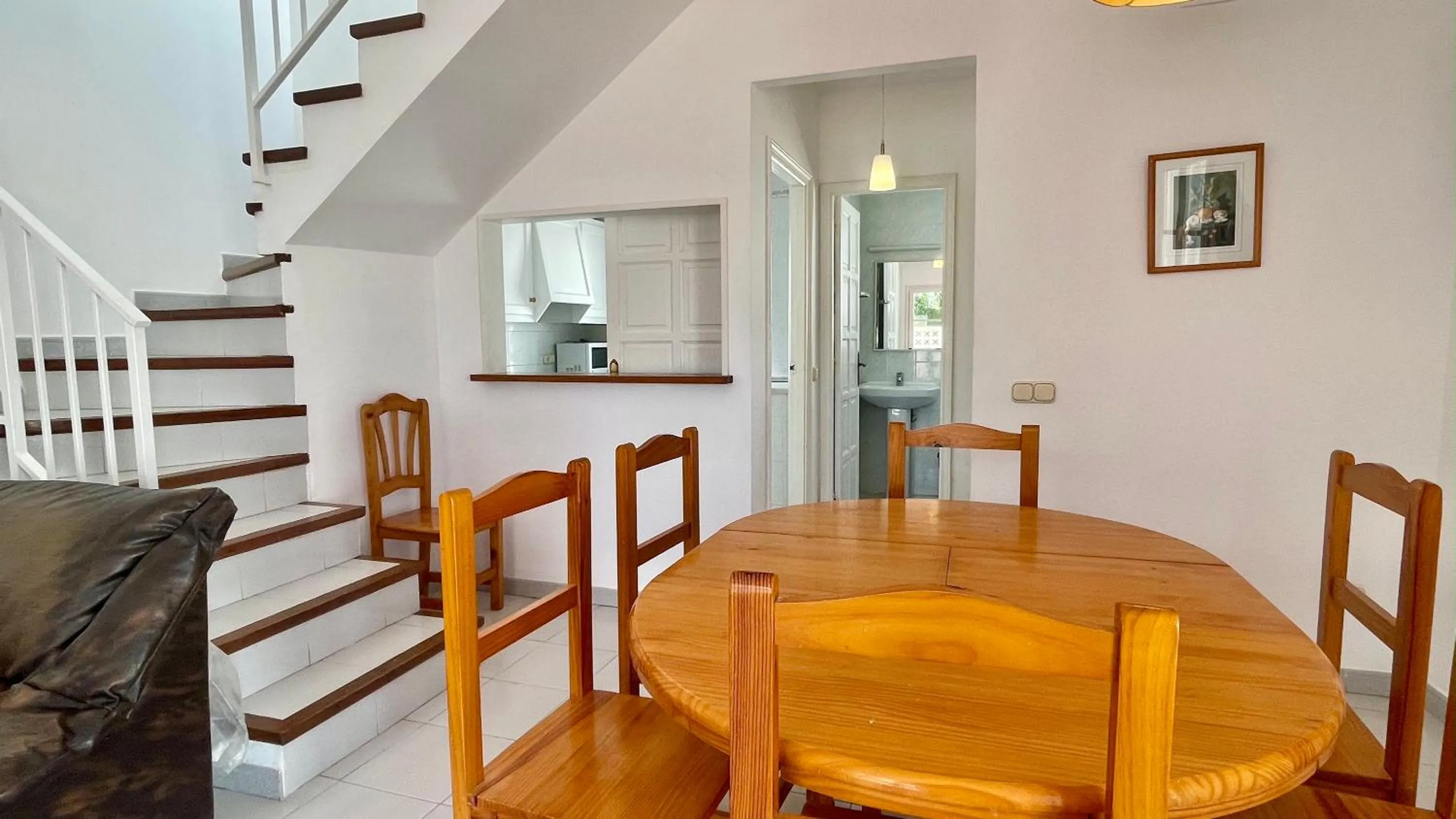 Dining area in La Vinya 14