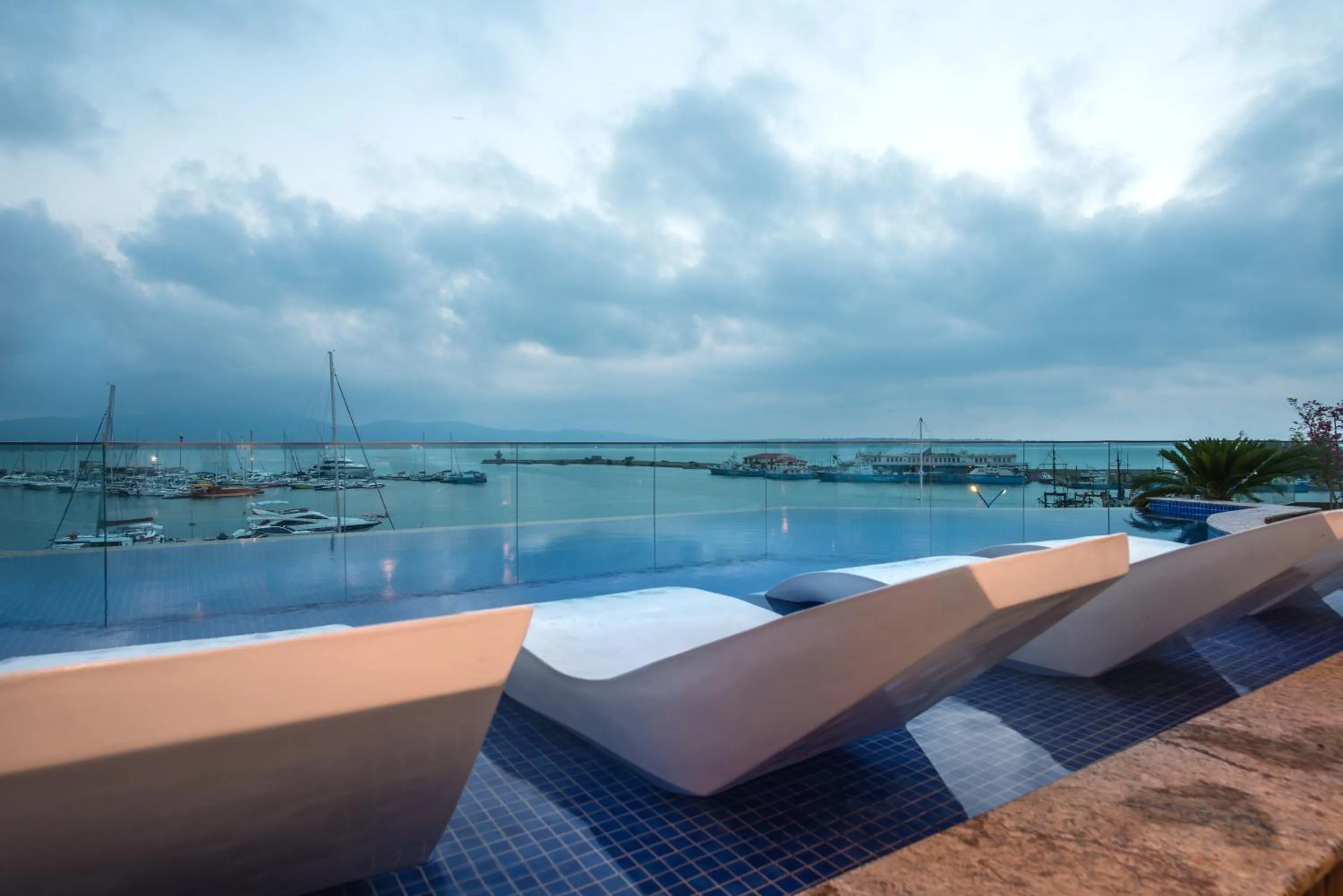 Swimming pool in Blu Bay Hotel Sozopol