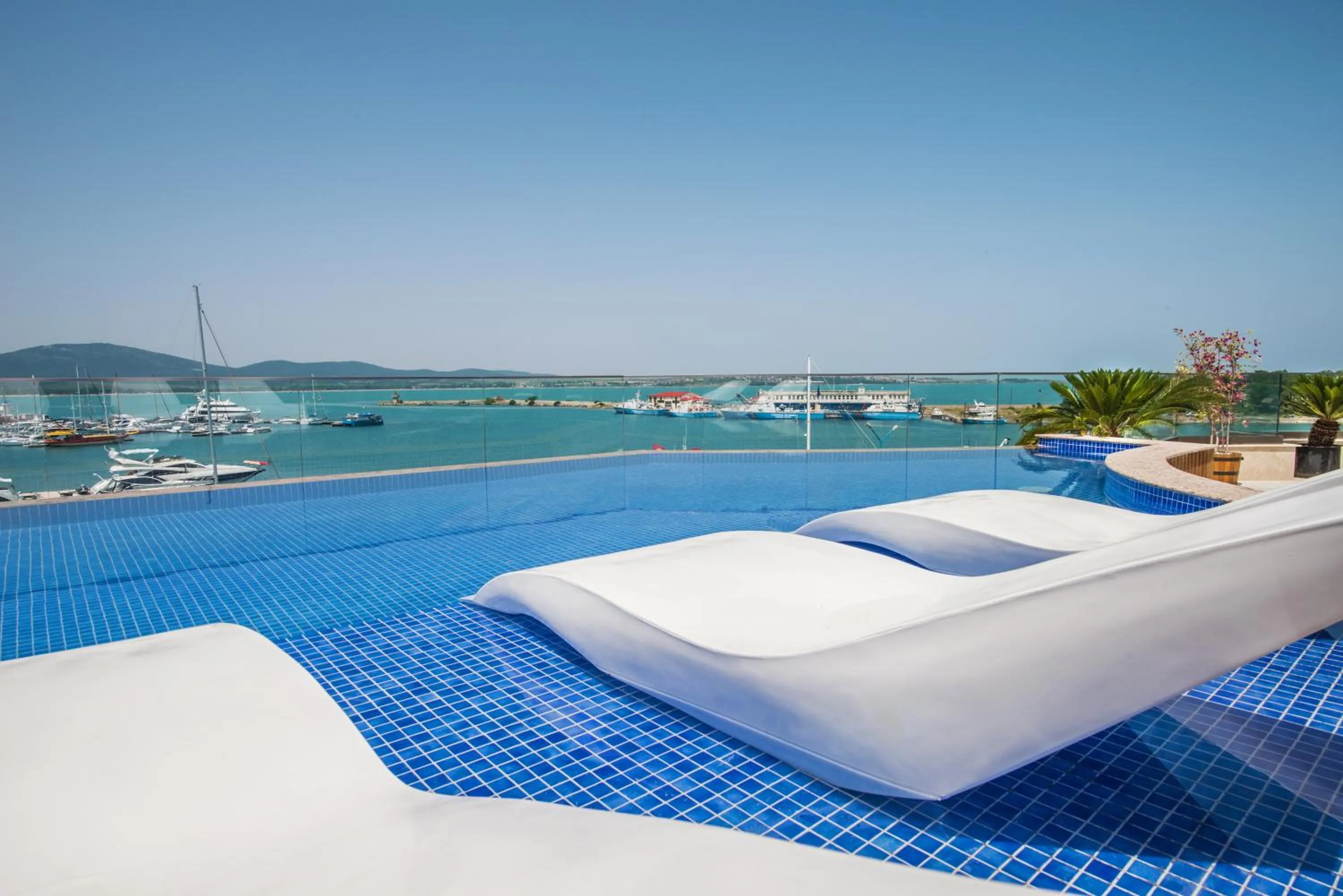 Day in Blu Bay Hotel Sozopol