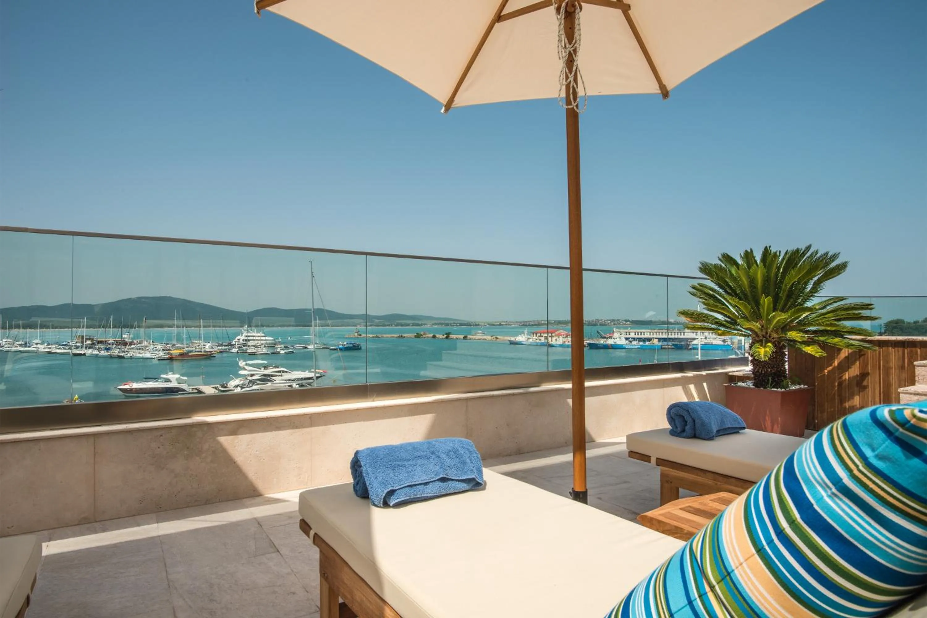 Day in Blu Bay Hotel Sozopol