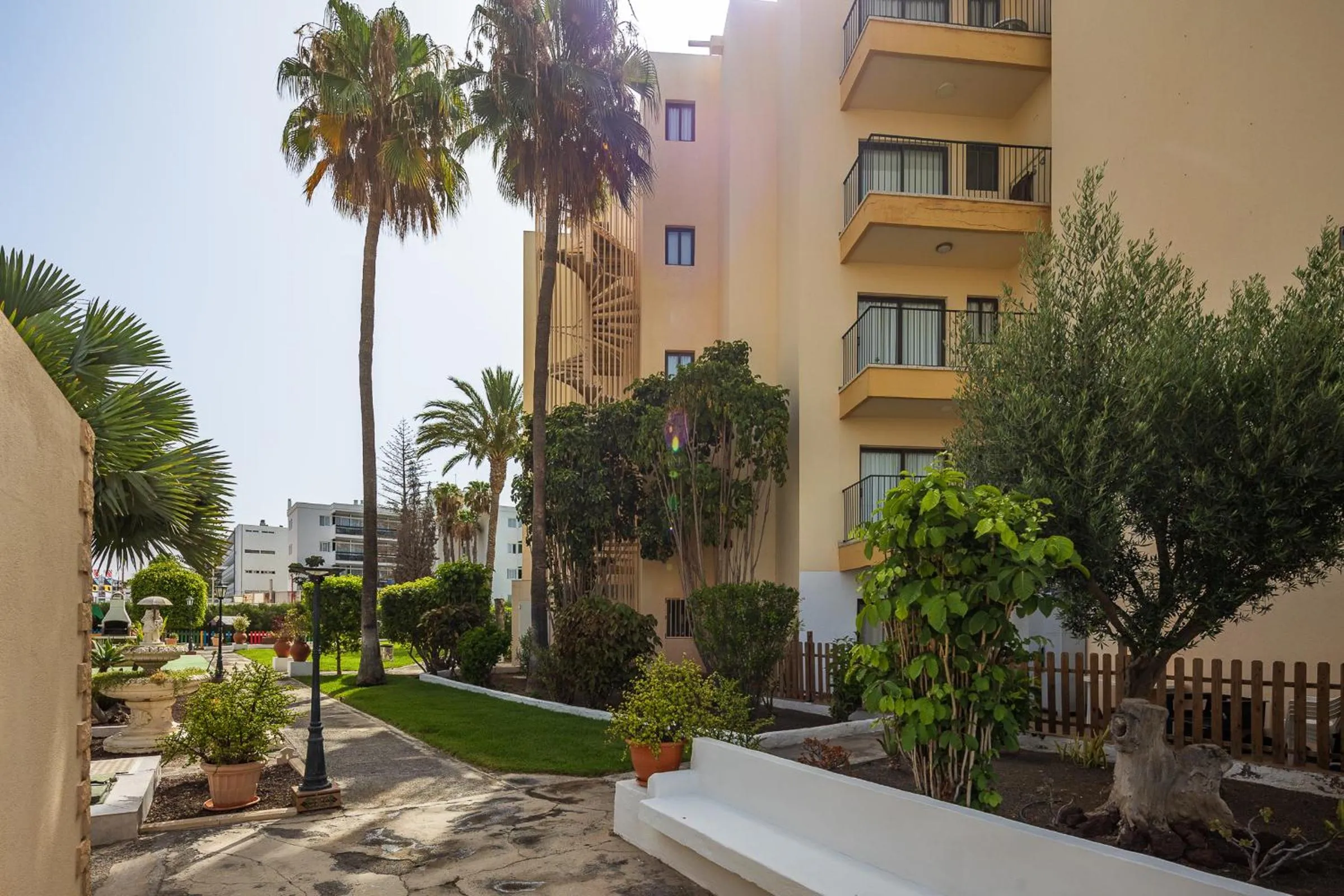Garden view in Los Ficus, Maspalomas