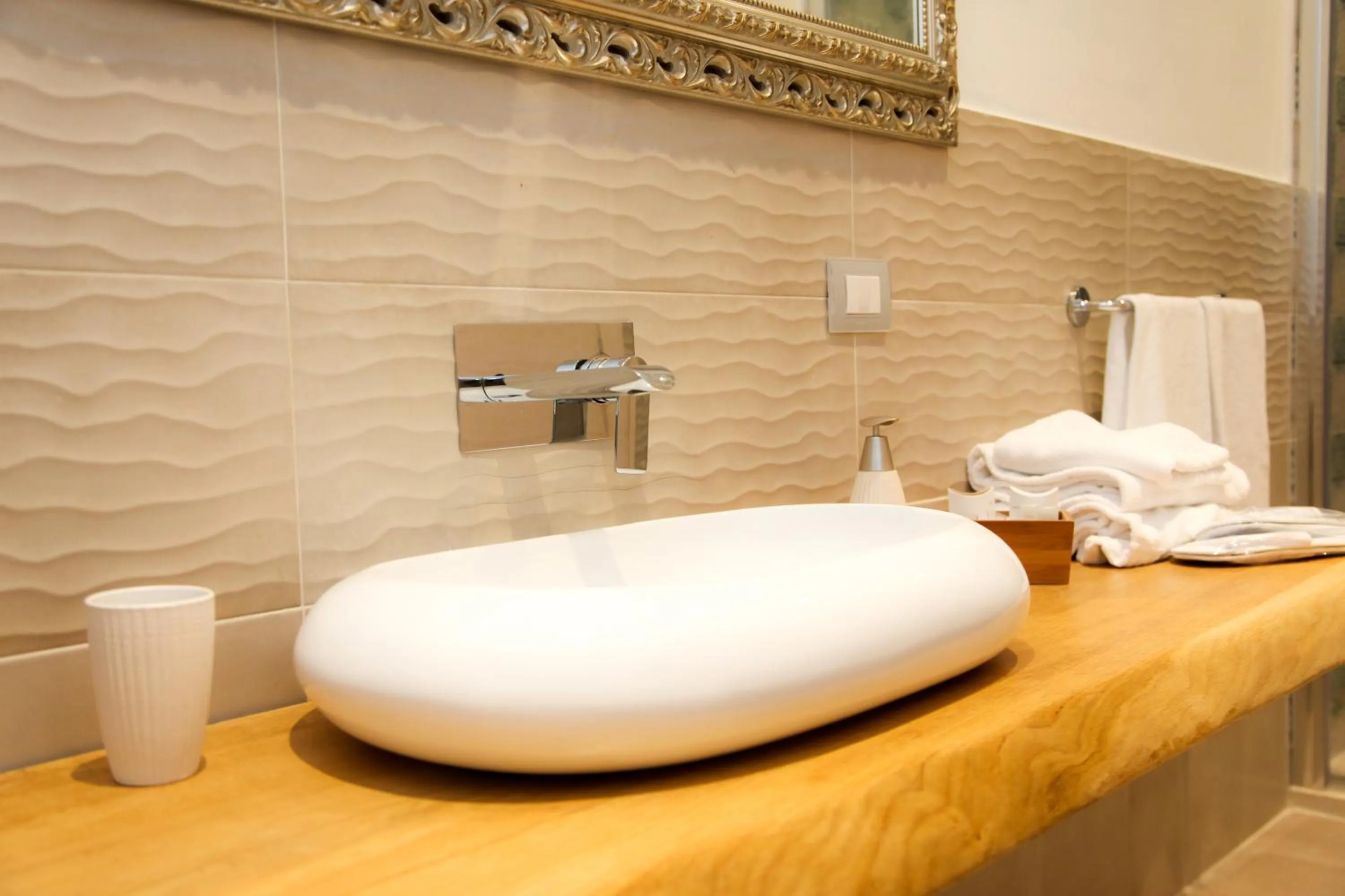 Hypnos Boutique Hotel