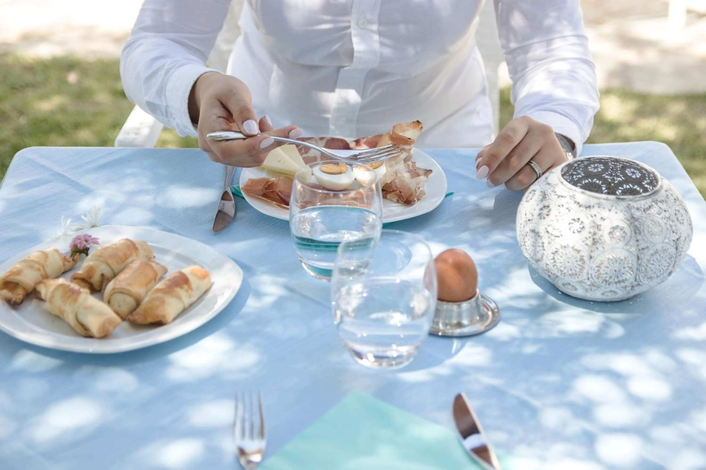 Food and drinks in Hypnos Boutique Hotel