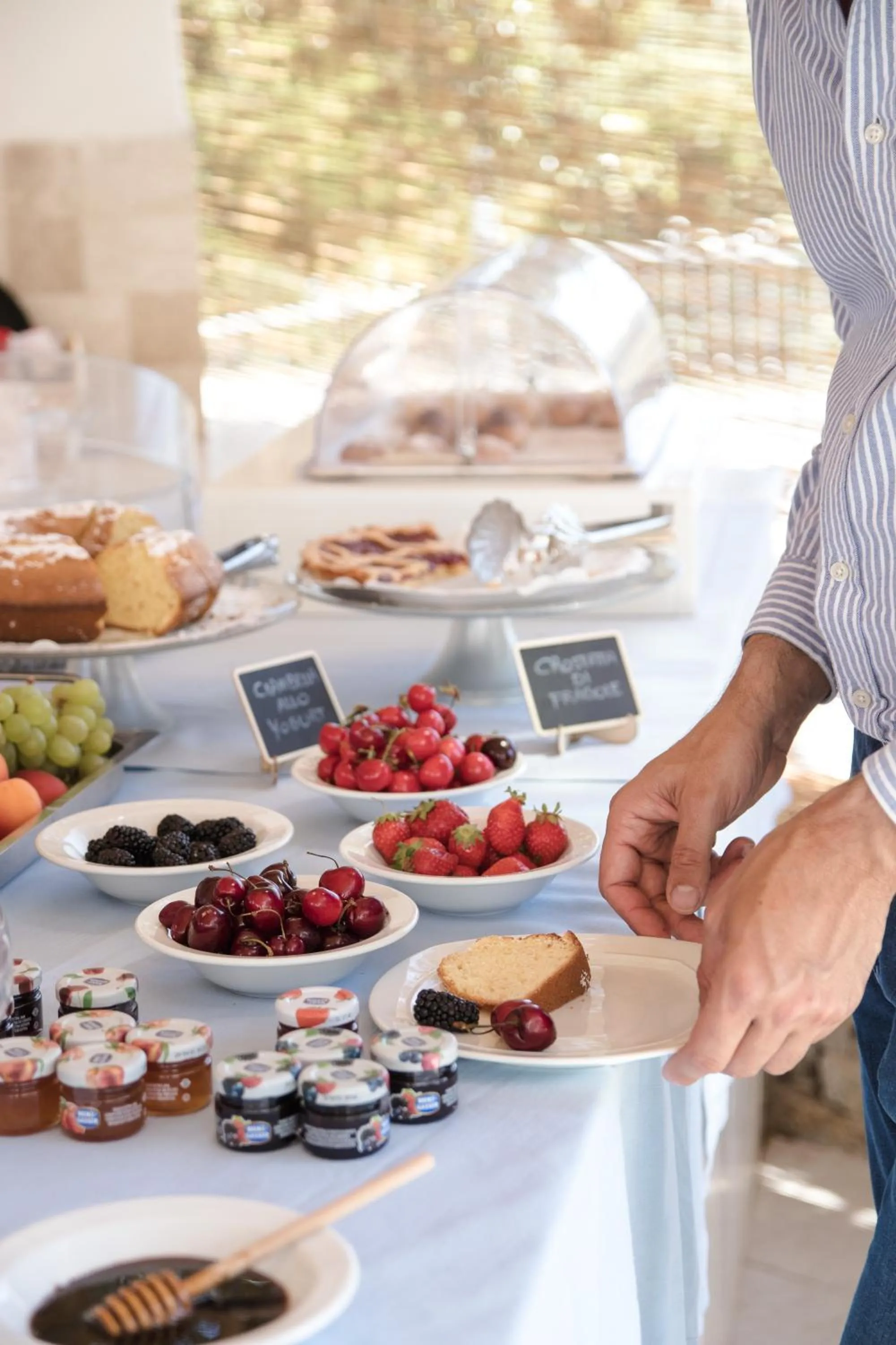 Food and drinks in Hypnos Boutique Hotel