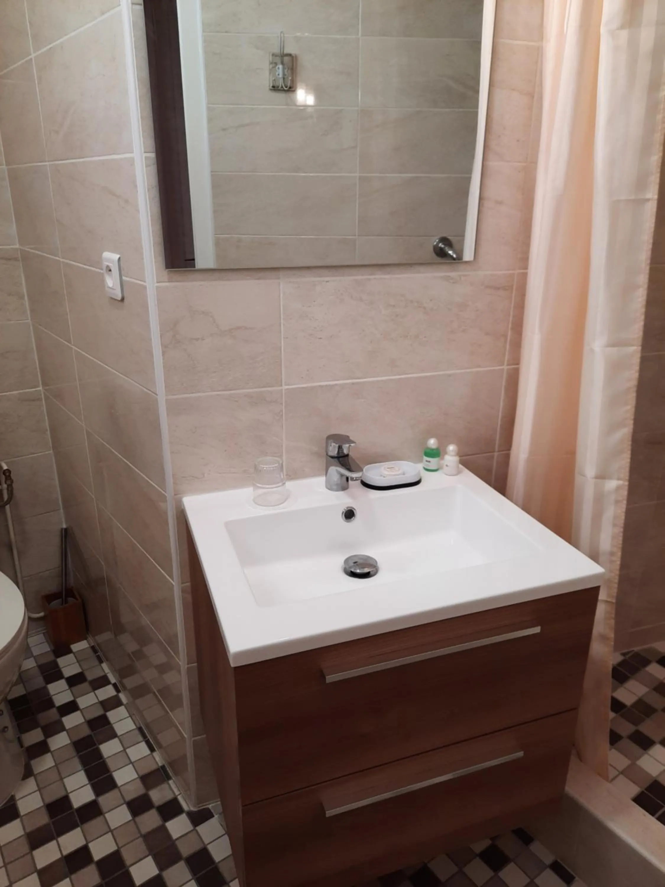 Bathroom in Hostellerie de La Roseraie