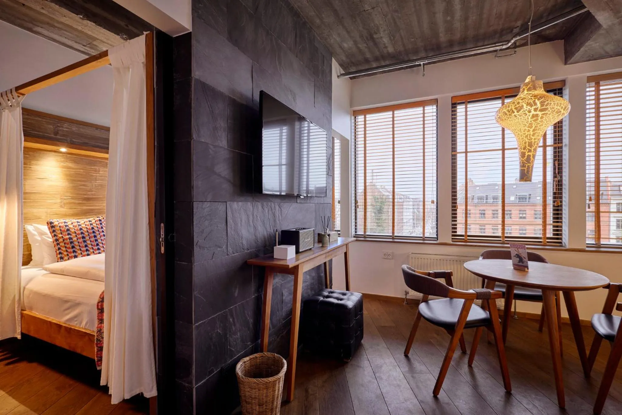 Bedroom, Bed in Manon Les Suites Guldsmeden