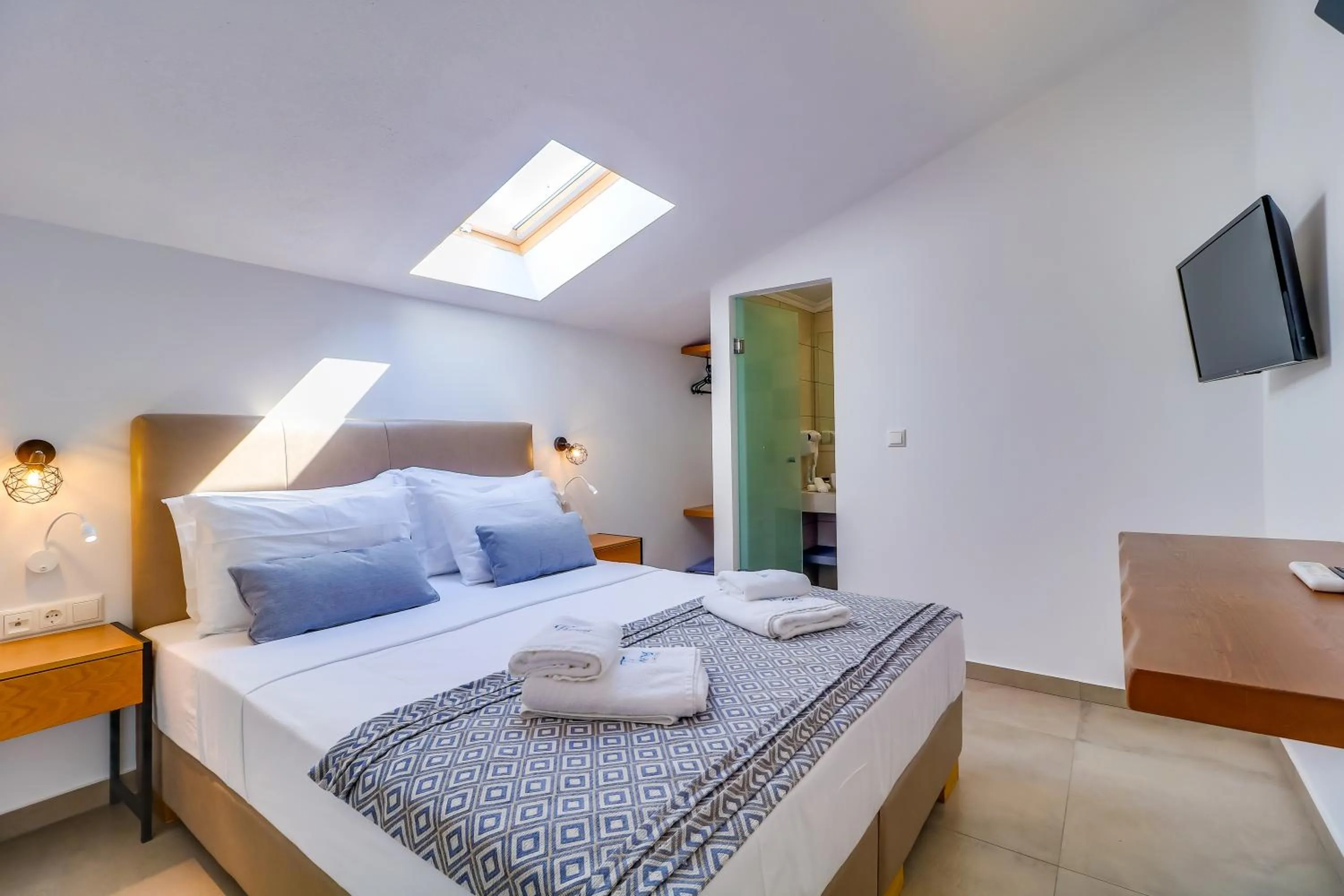 Bedroom, Bed in Theros Villas & Suites